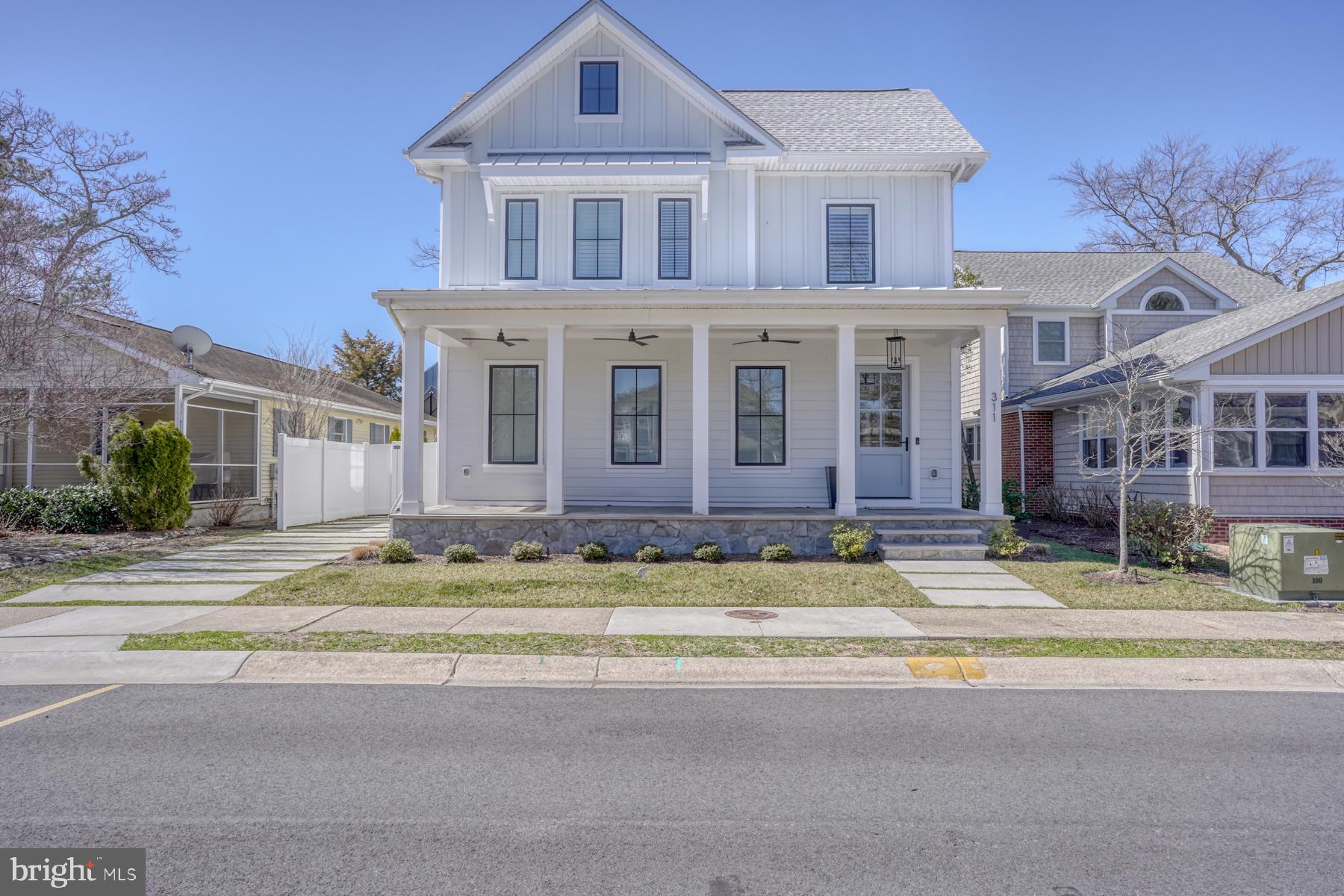 FISHERS COVE - Residential