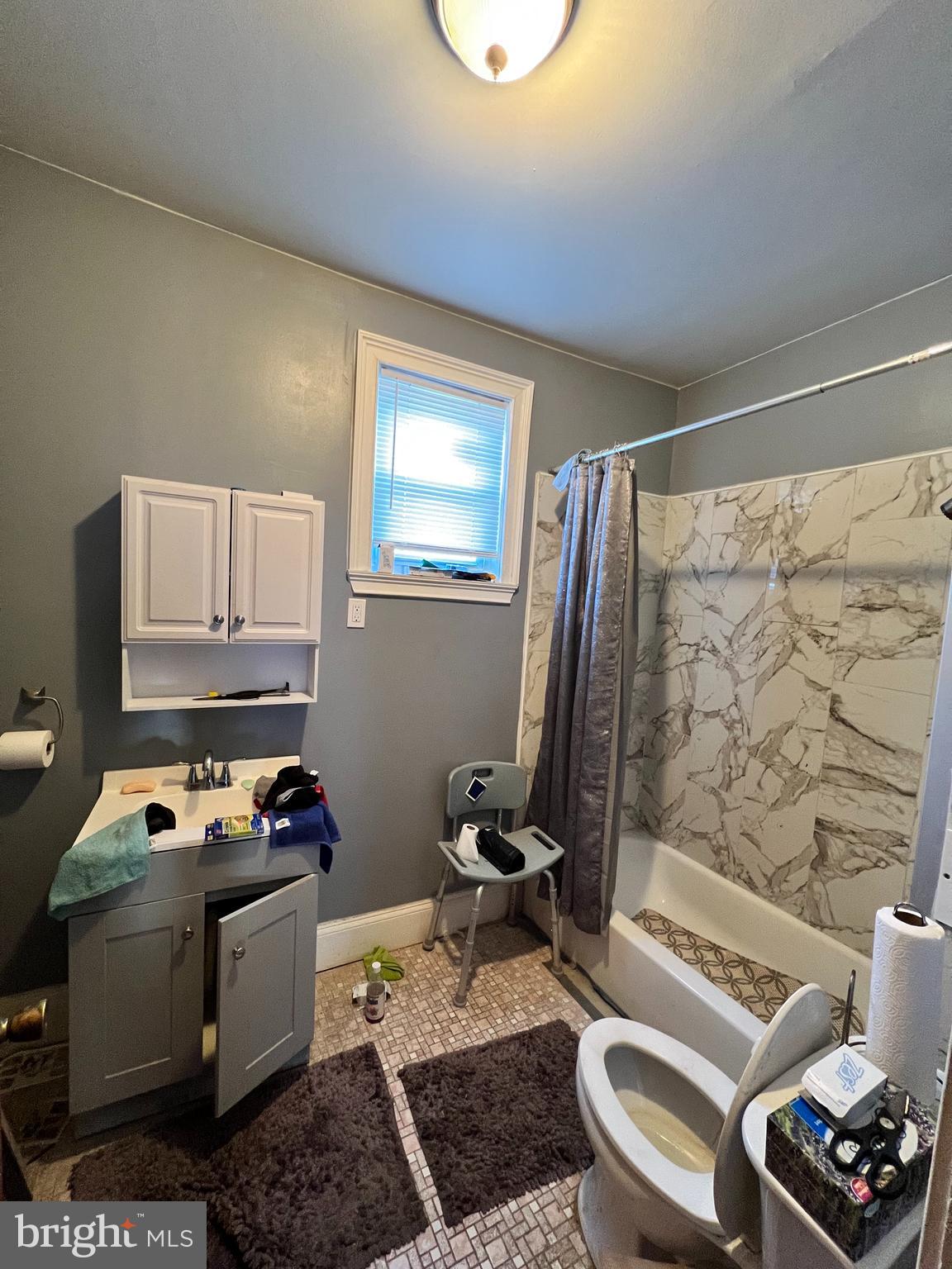 STRAWBERRY MANSION - Residential