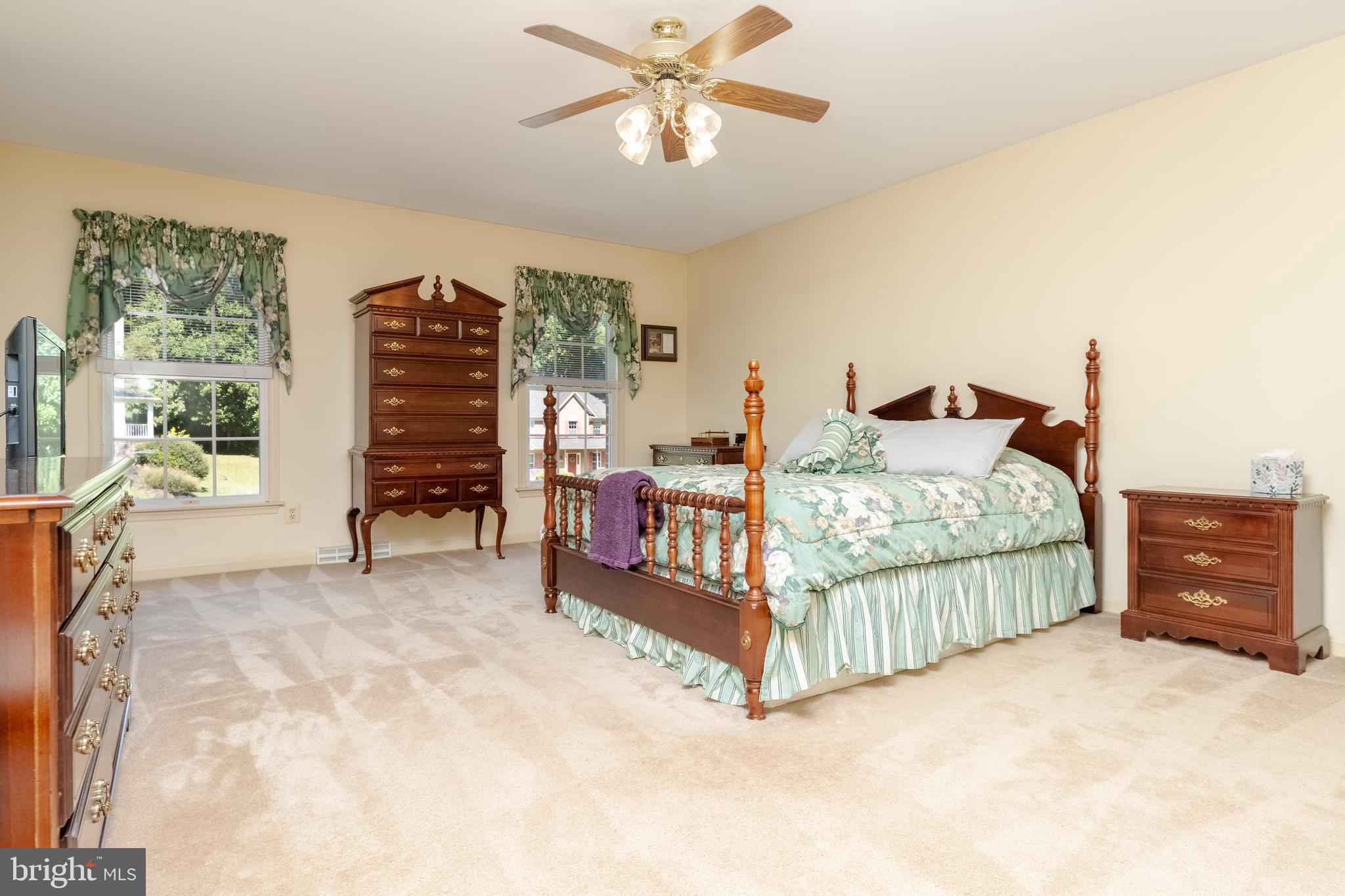 WOODCREST - Residential