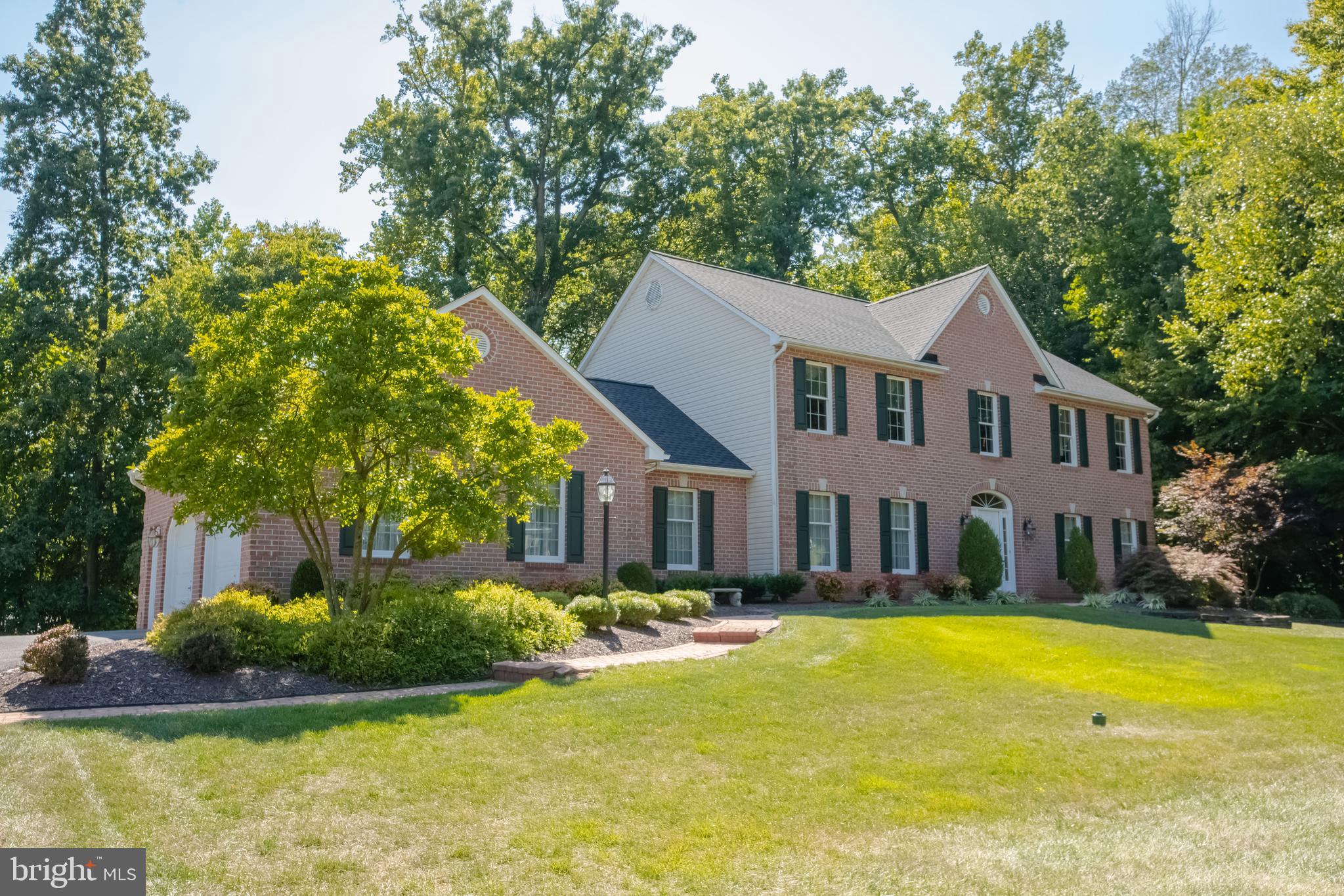 WOODCREST - Residential