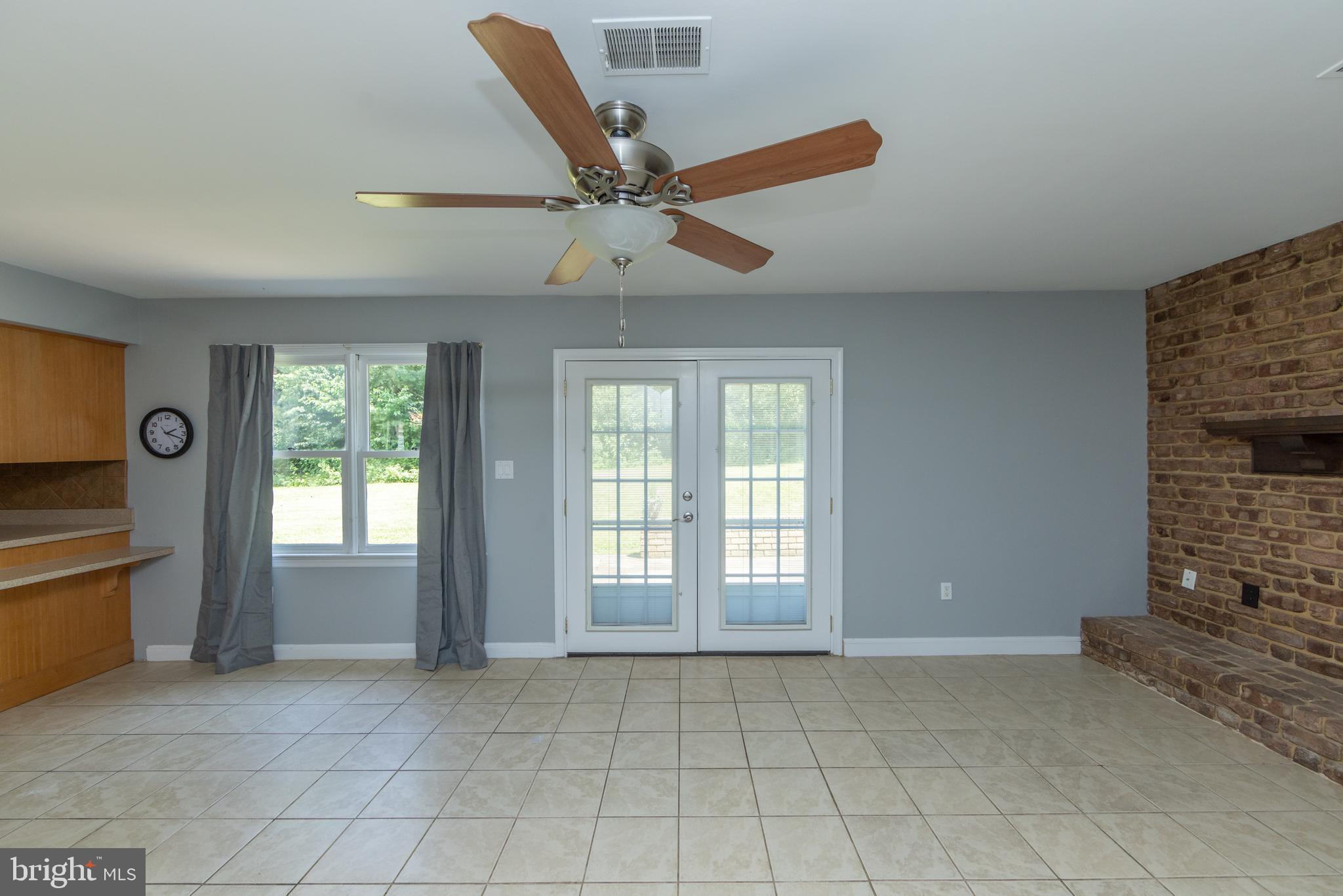 VAN LEAR - Residential