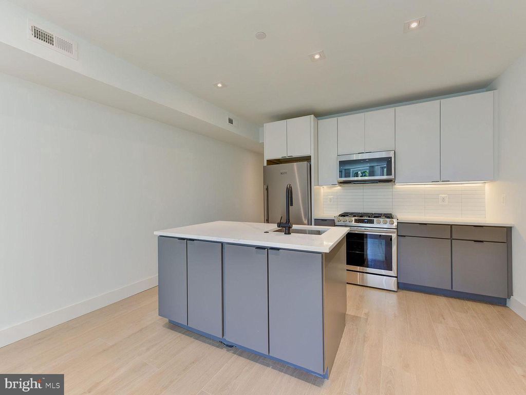 Photo of 1963 Biltmore Street NW #1, WASHINGTON, DC 20009 (MLS # DCDC2226018)