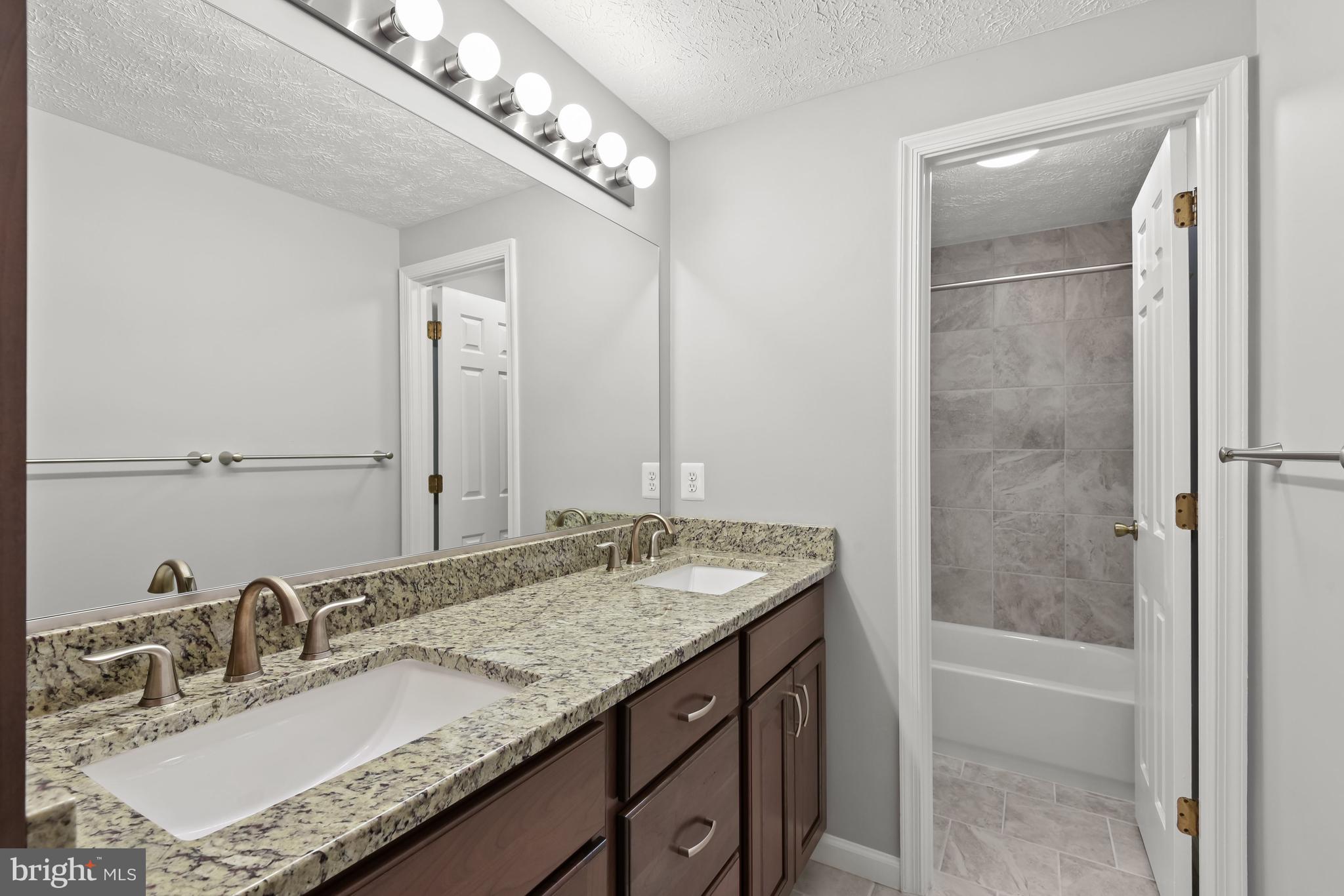 SEWELLS ORCHARD - Residential