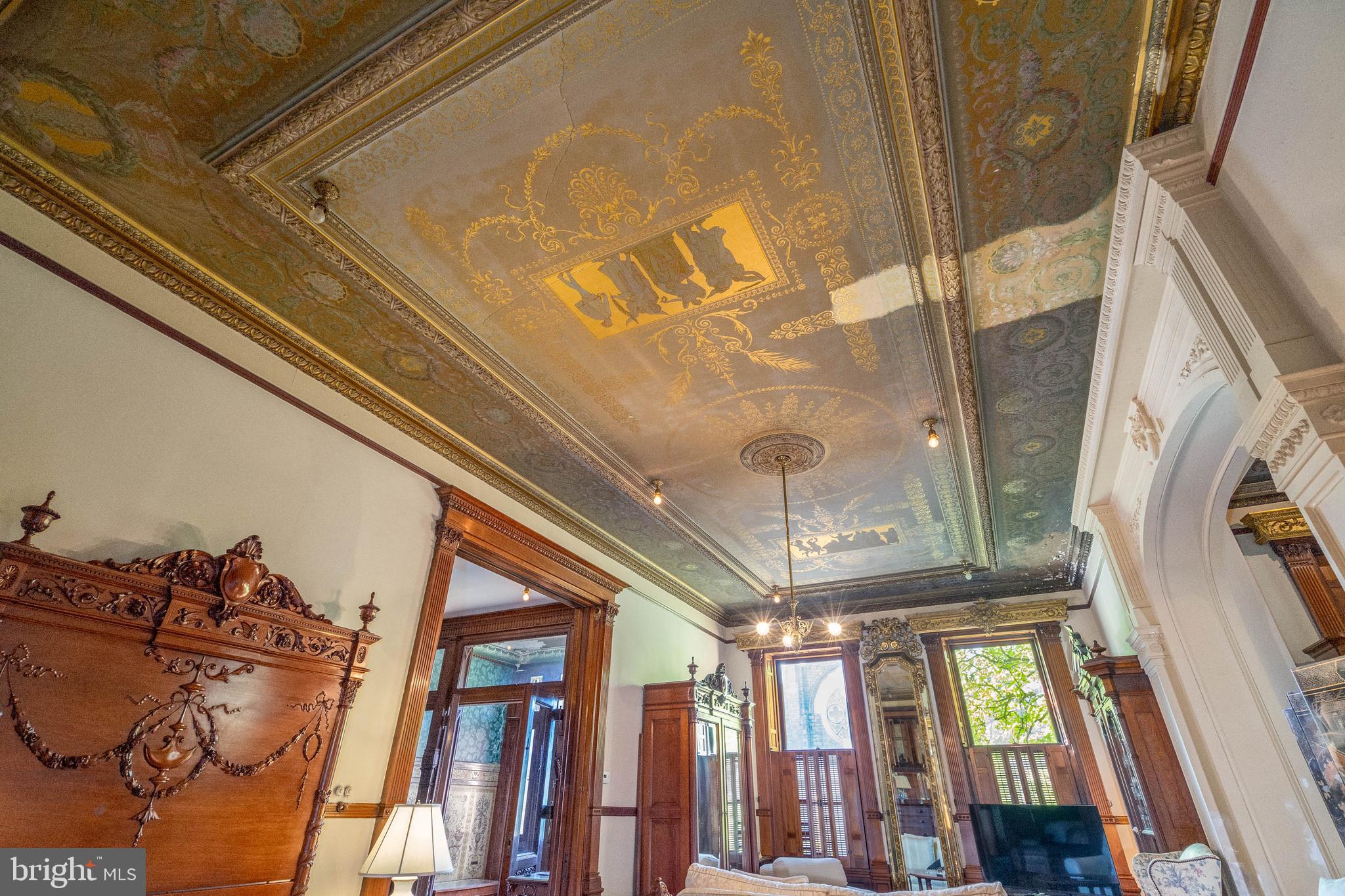 ART MUSEUM AREA - Commercial Sale