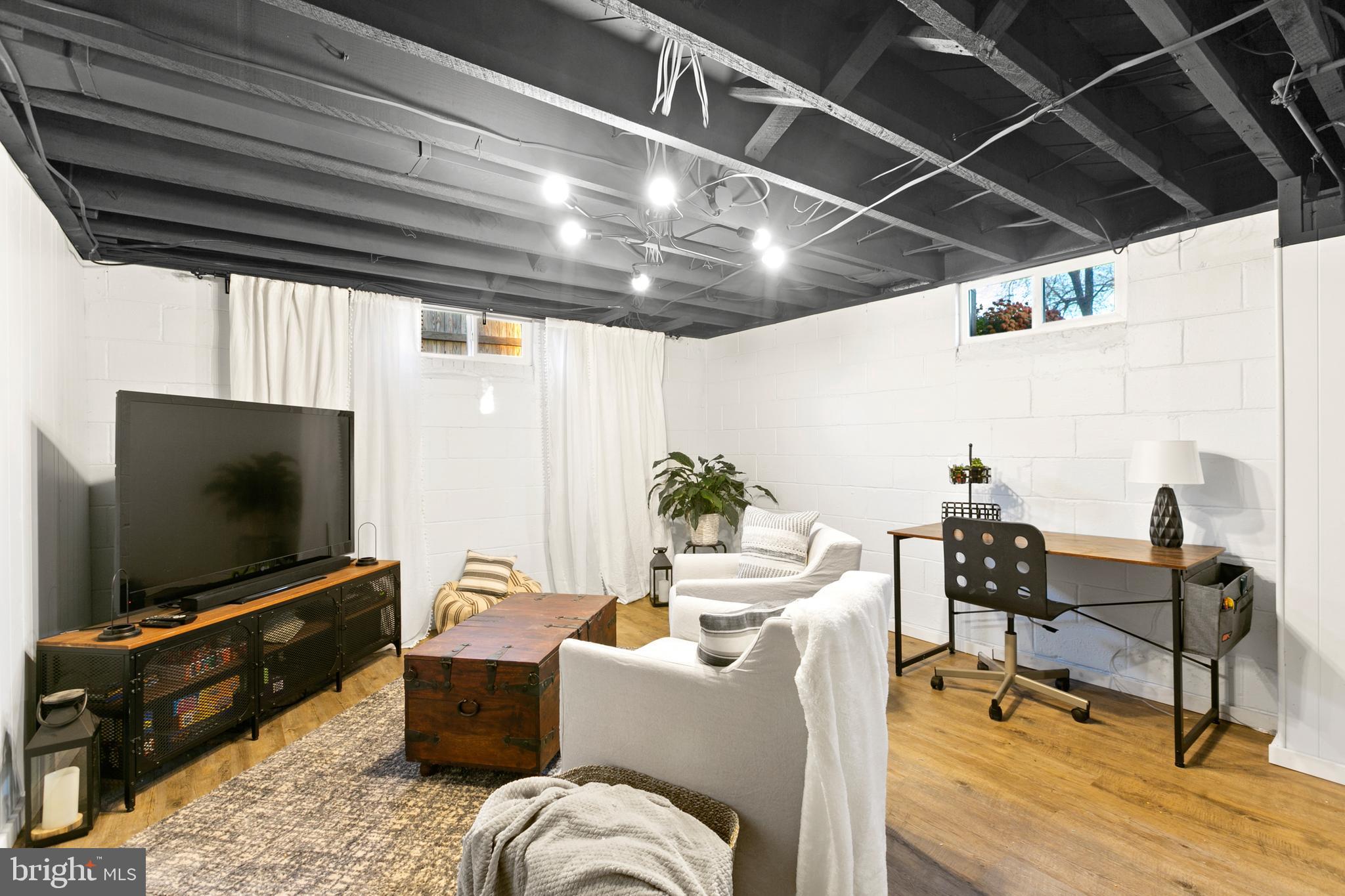 LINTHICUM - Residential