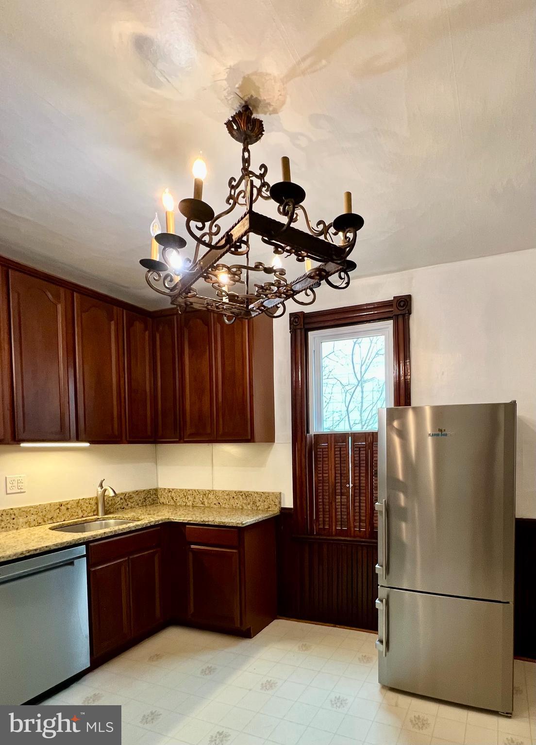 BRUNSWICK - Residential