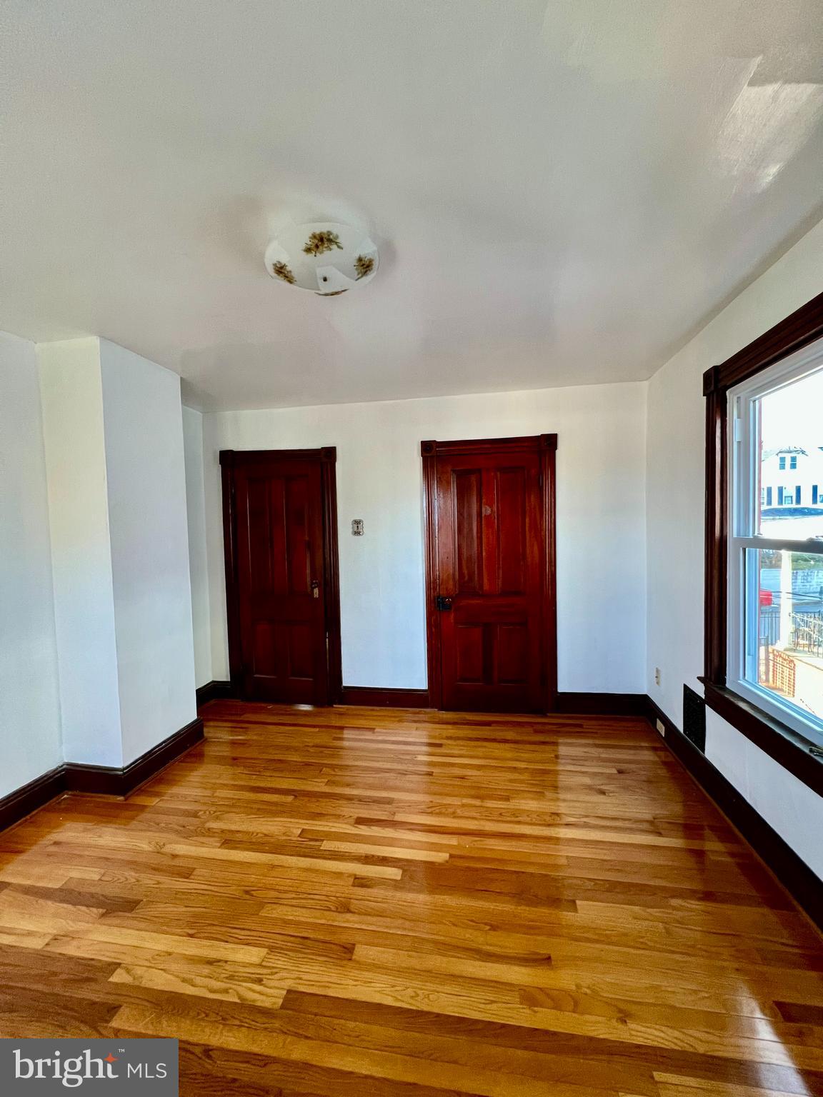 BRUNSWICK - Residential