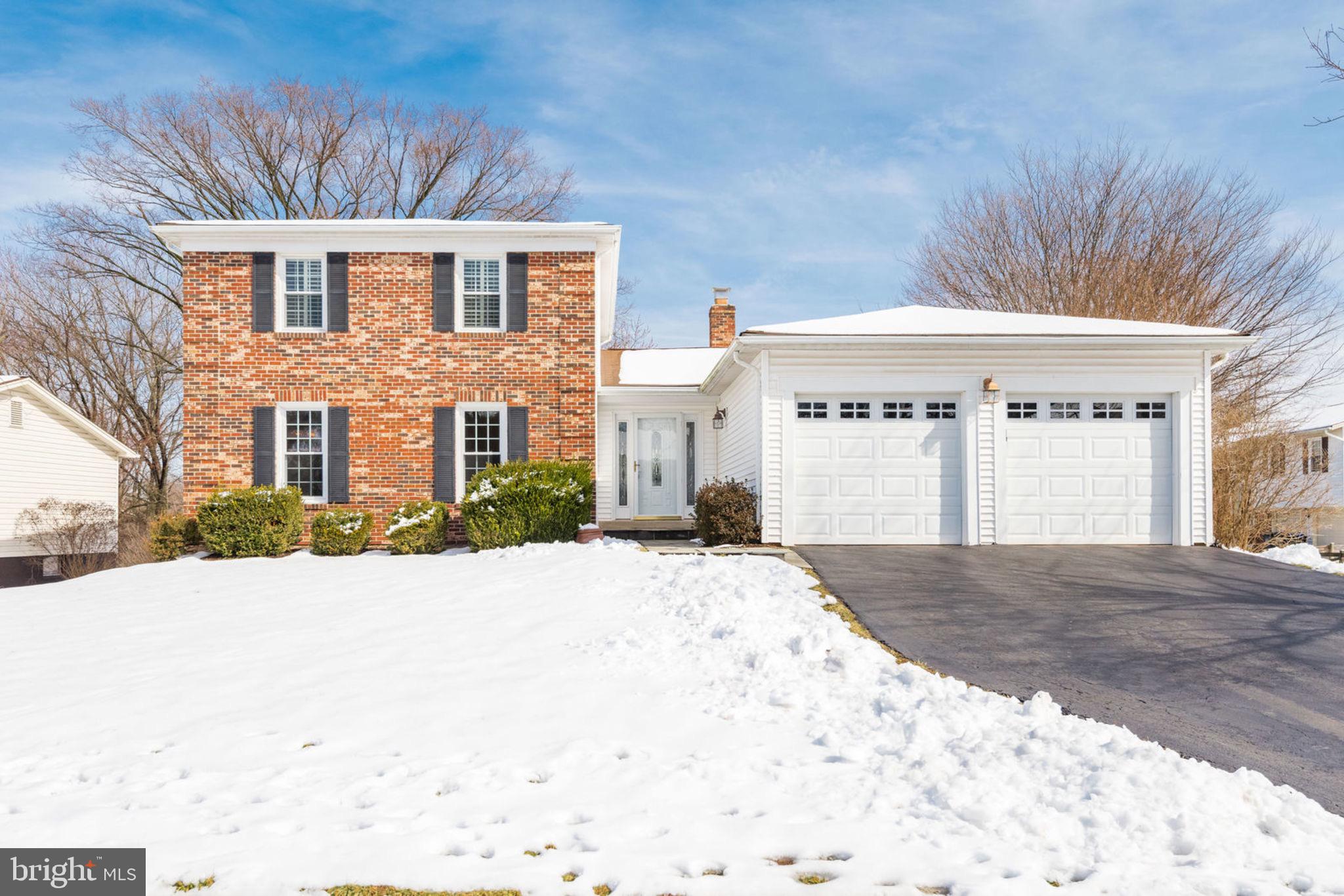 CHANTILLY HIGHLANDS - Residential