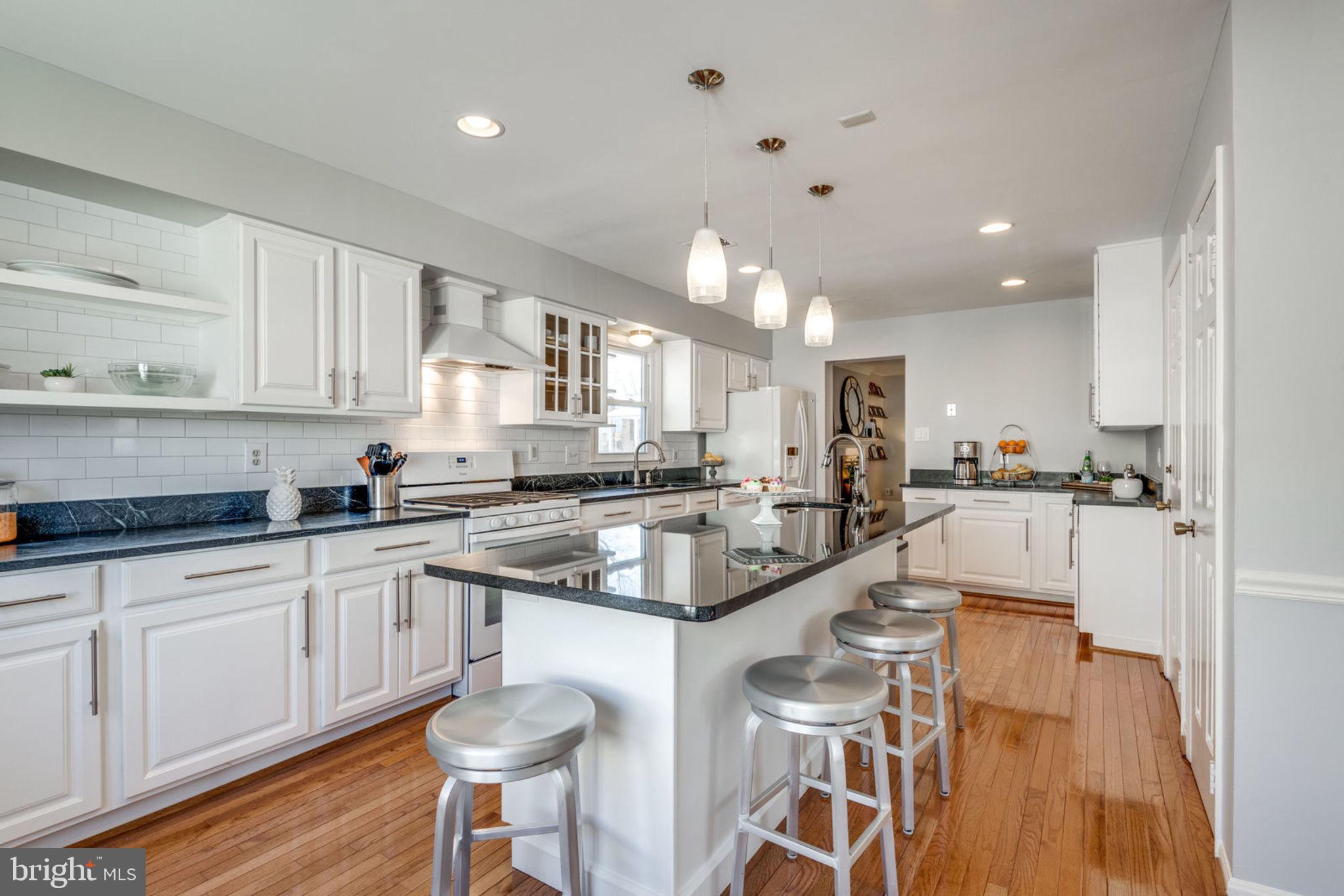 CHANTILLY HIGHLANDS - Residential