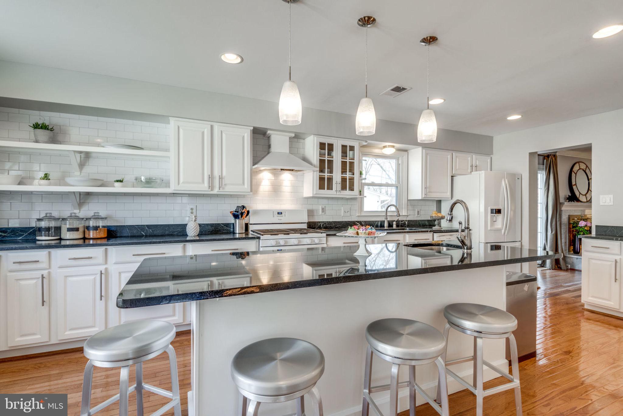 CHANTILLY HIGHLANDS - Residential