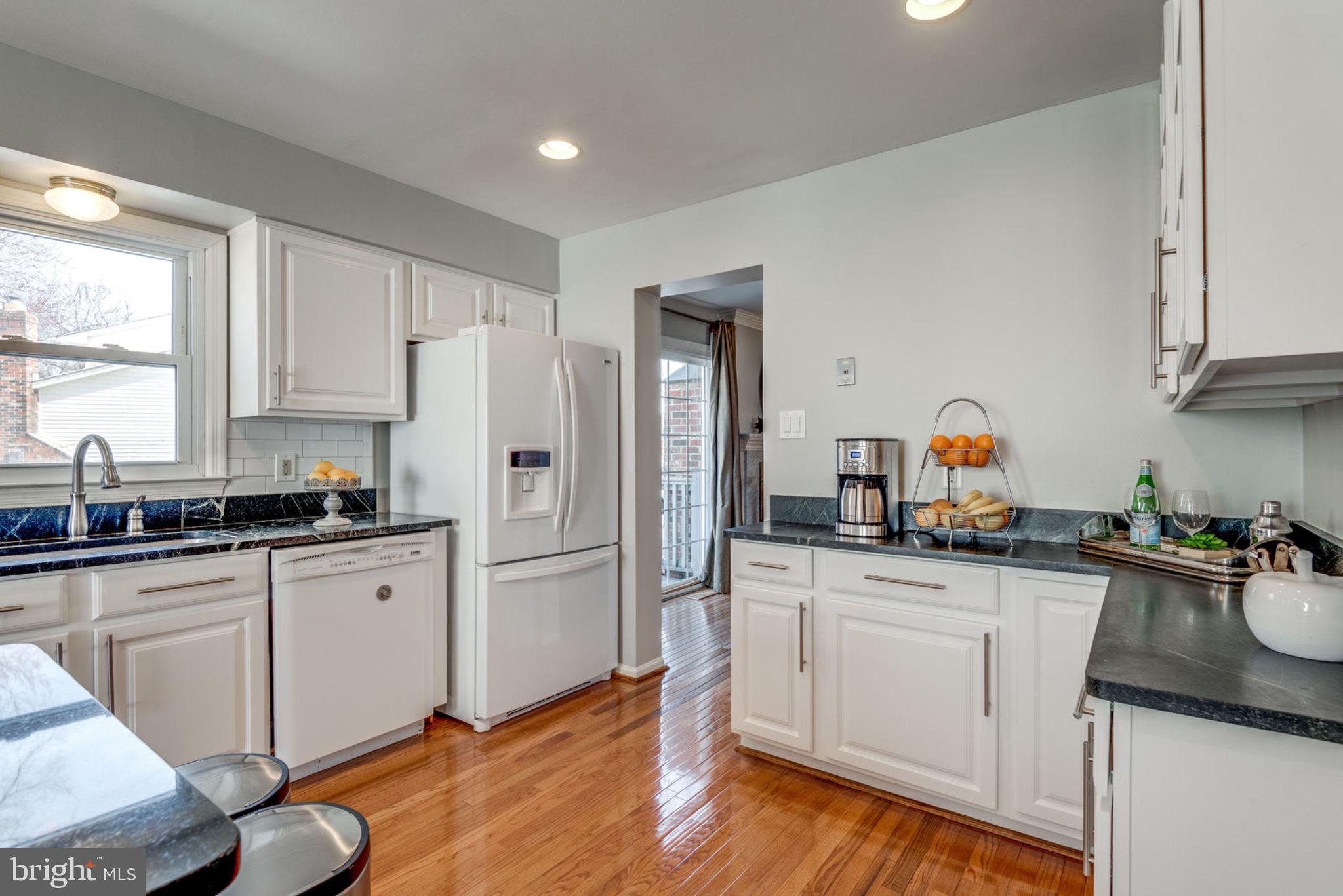 CHANTILLY HIGHLANDS - Residential