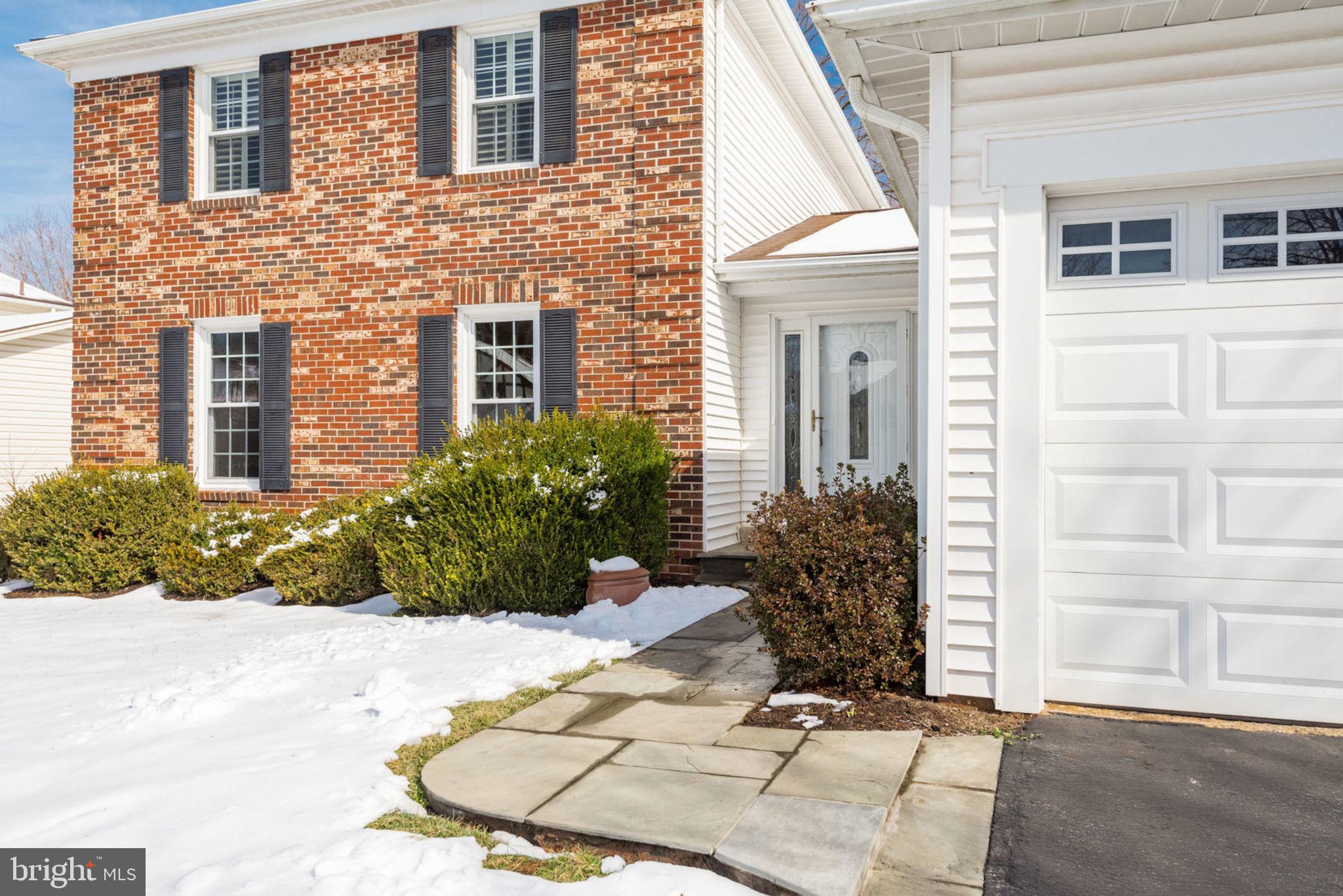 CHANTILLY HIGHLANDS - Residential