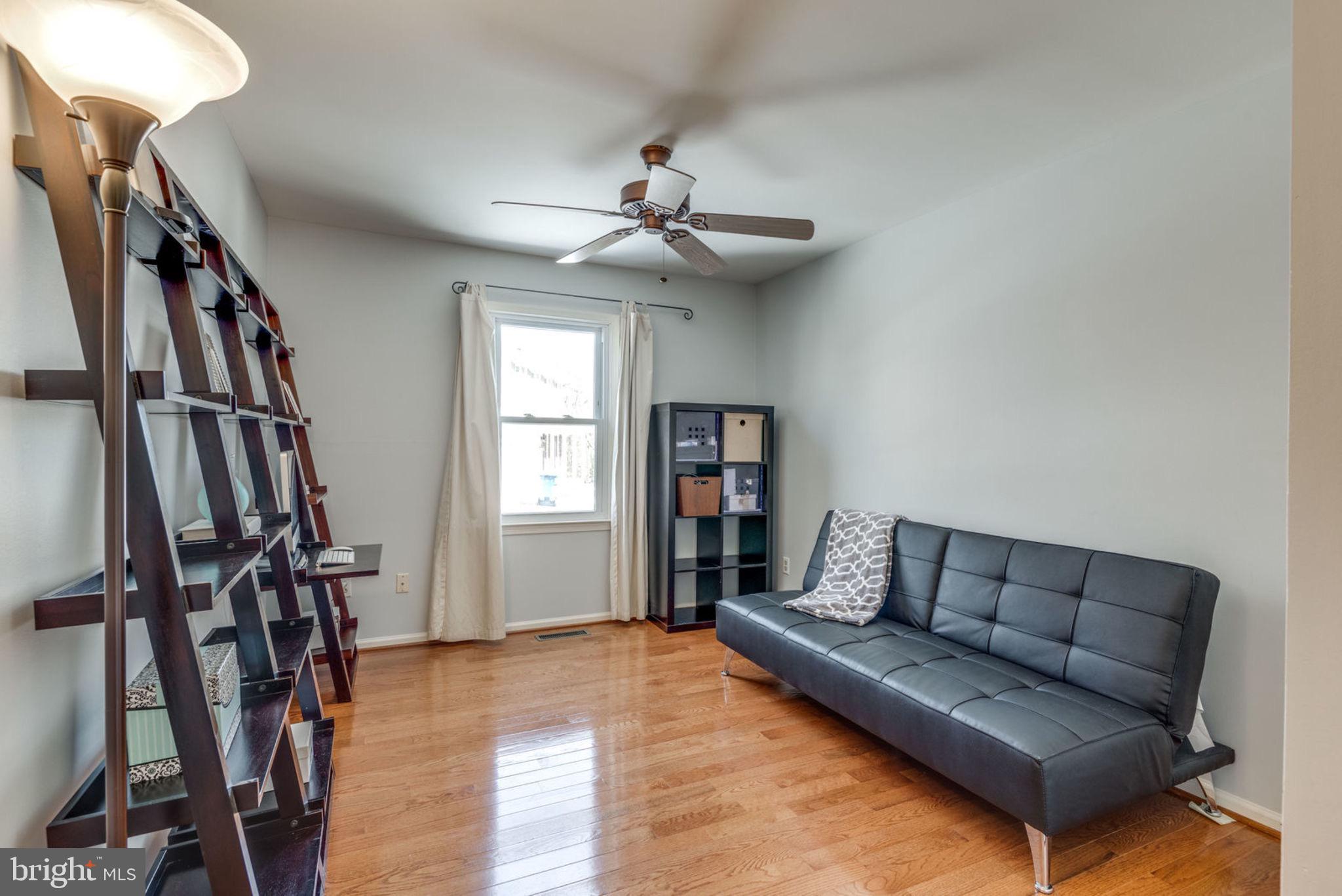 CHANTILLY HIGHLANDS - Residential