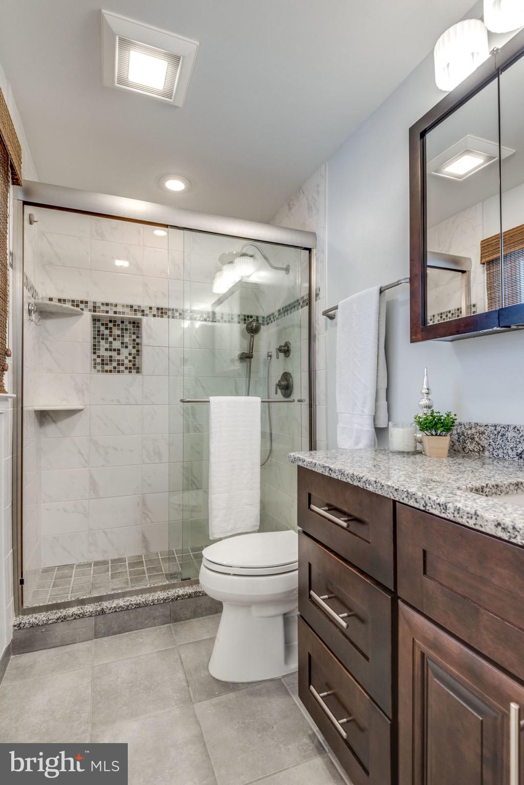 CHANTILLY HIGHLANDS - Residential