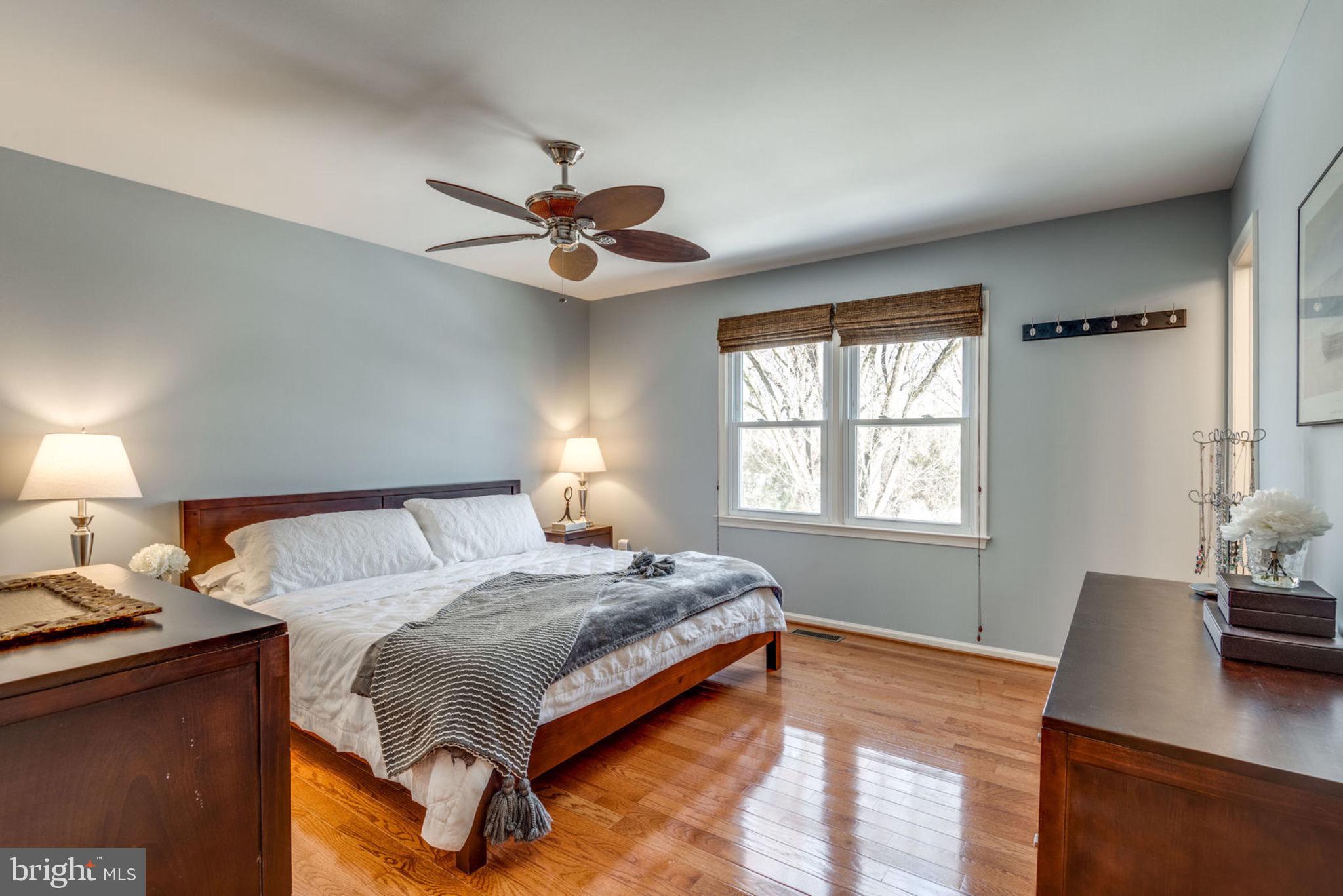 CHANTILLY HIGHLANDS - Residential