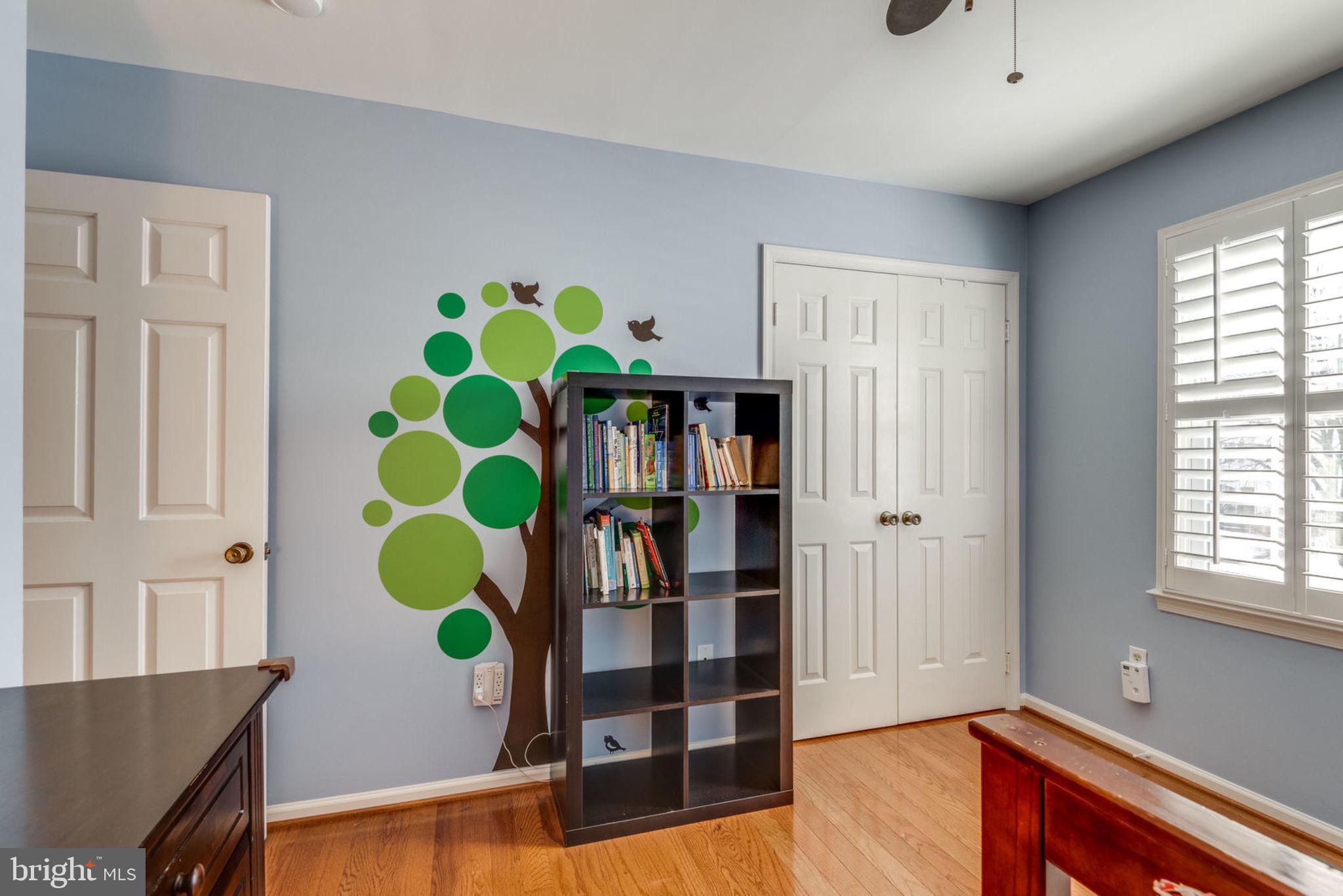 CHANTILLY HIGHLANDS - Residential