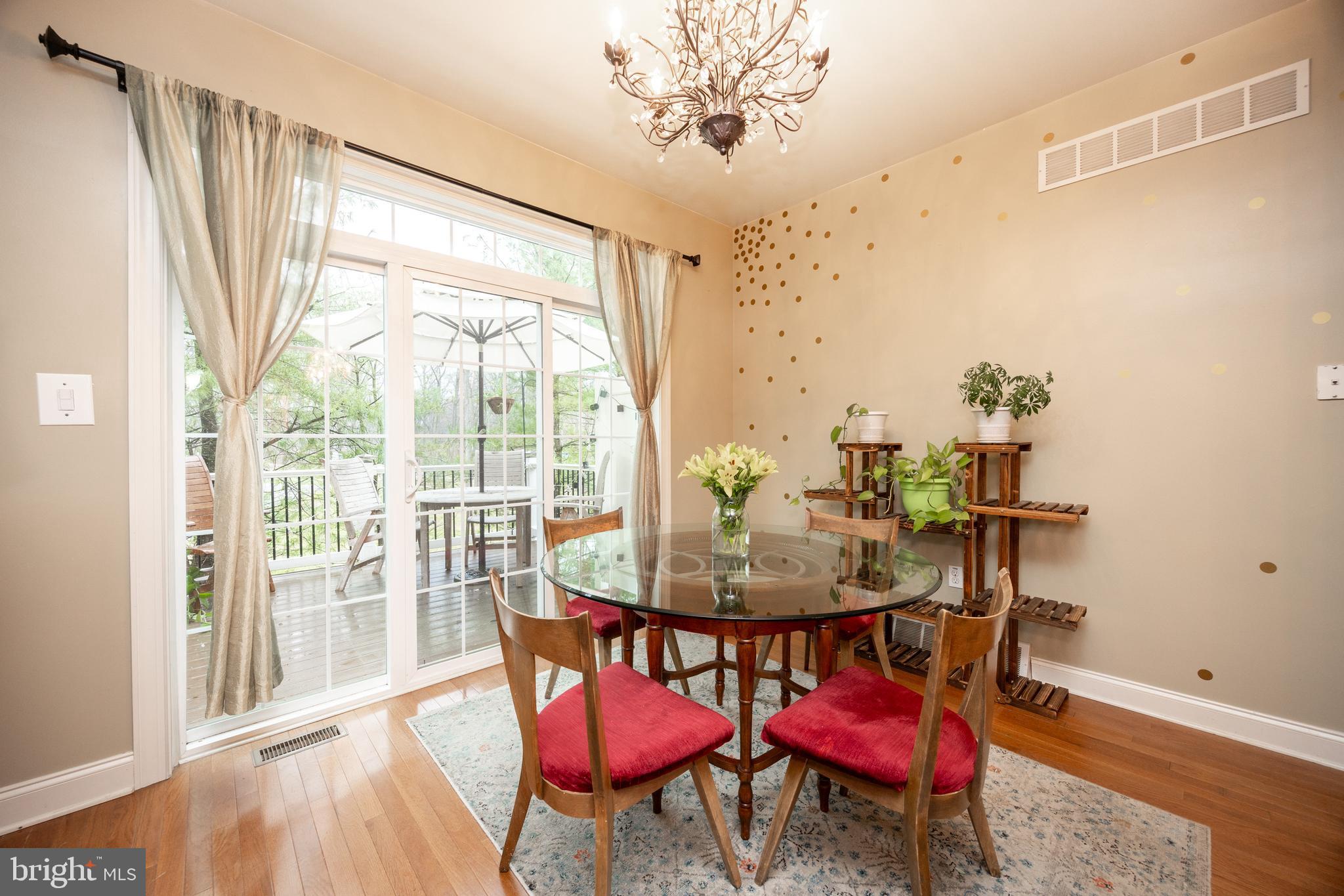 SPRING HOUSE LANE - Residential