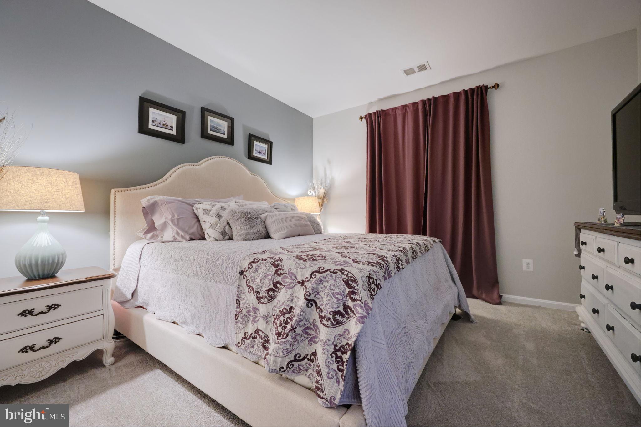 WOODMORE TOWNE CENTRE - Residential