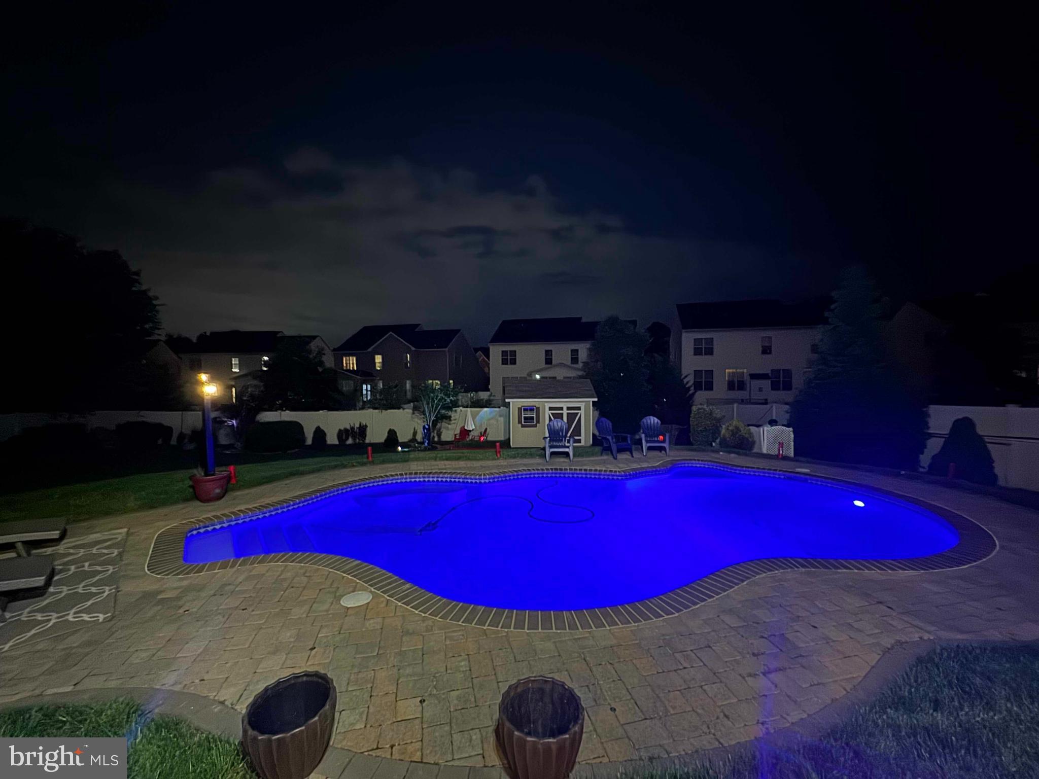 WOODMORE TOWNE CENTRE - Residential