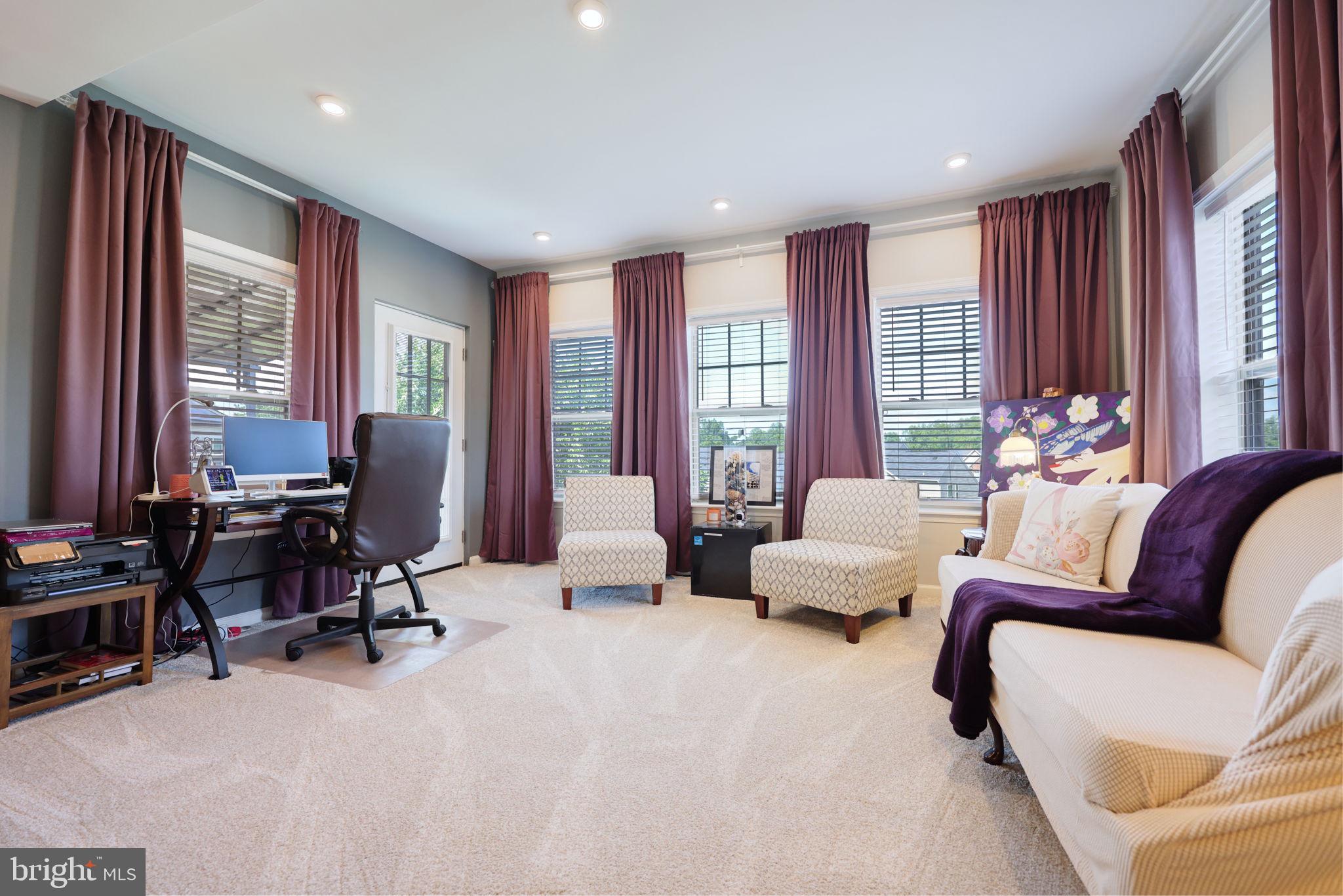 WOODMORE TOWNE CENTRE - Residential