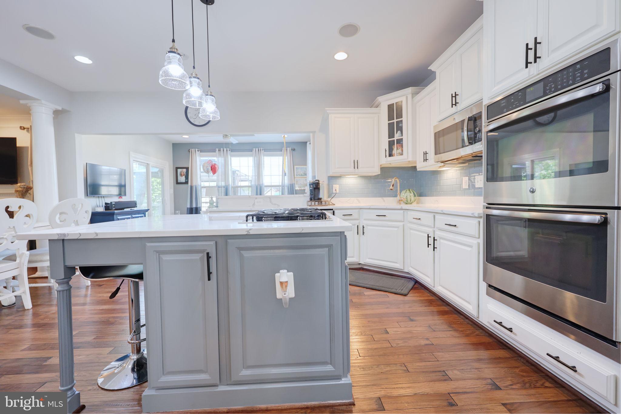 WOODMORE TOWNE CENTRE - Residential