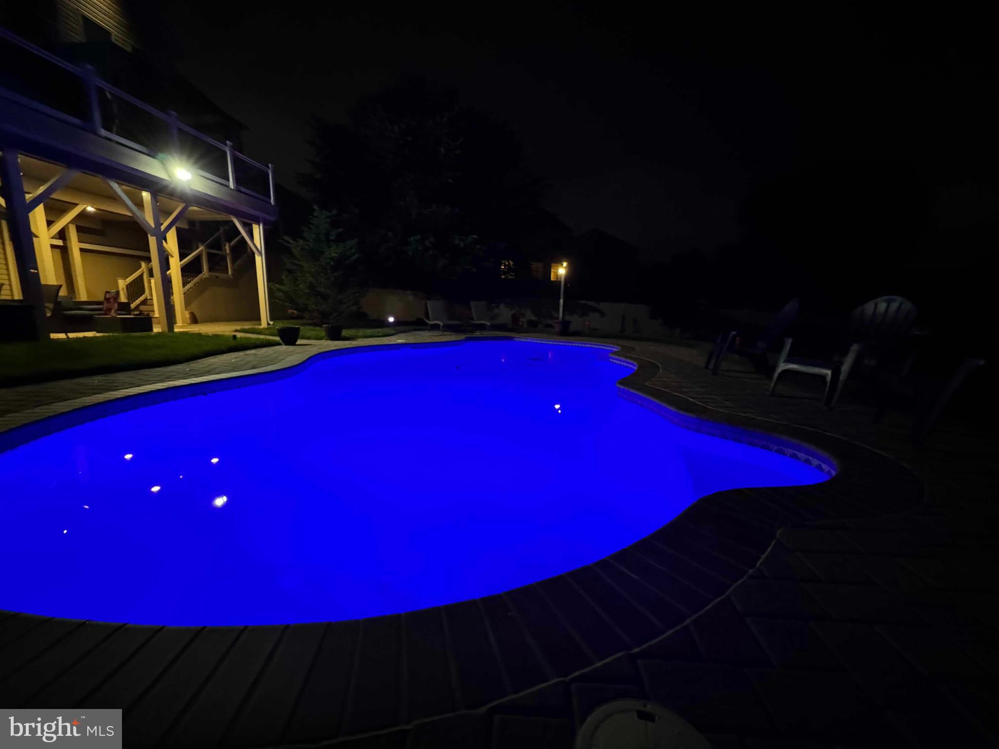 WOODMORE TOWNE CENTRE - Residential