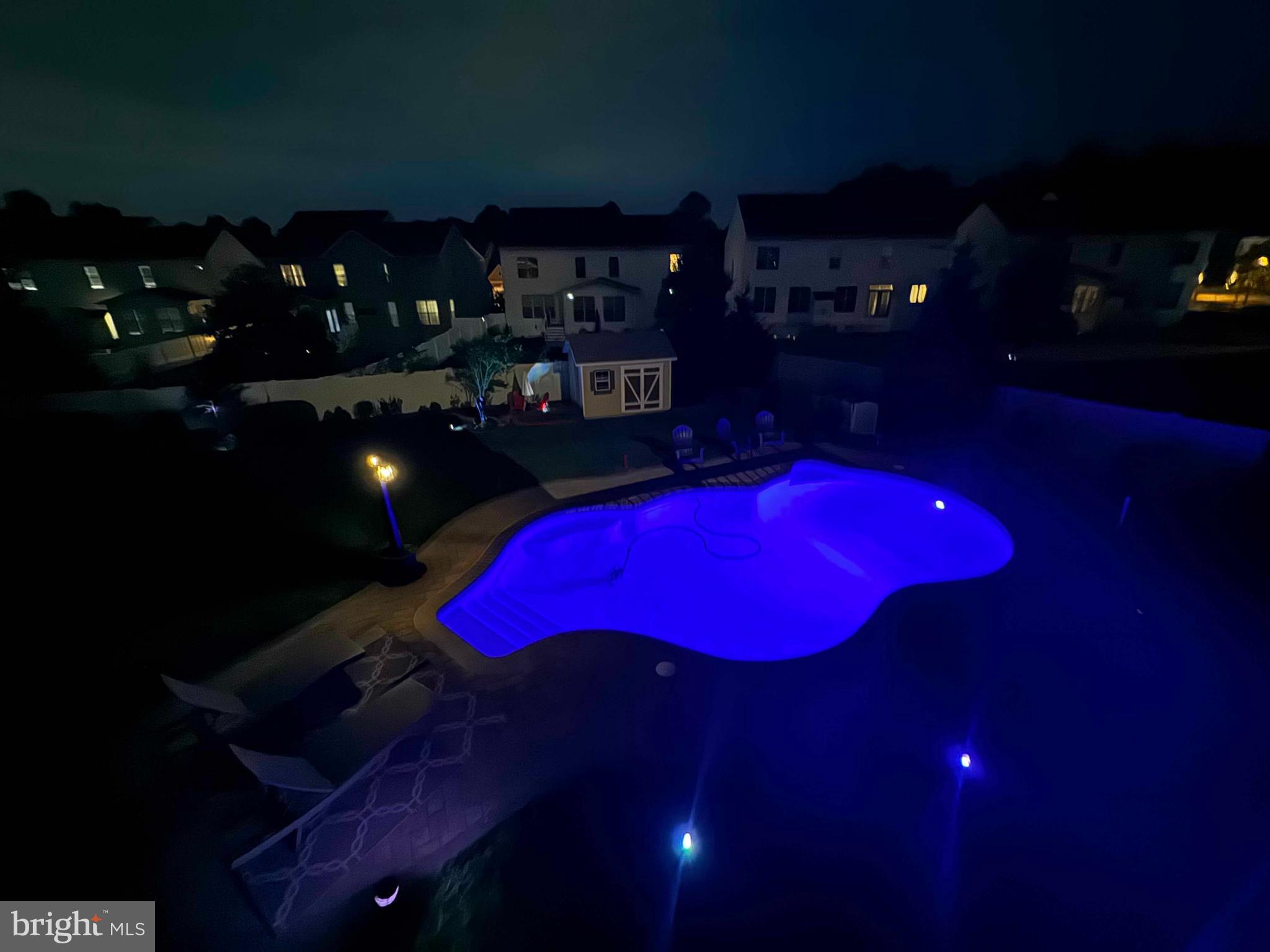 WOODMORE TOWNE CENTRE - Residential