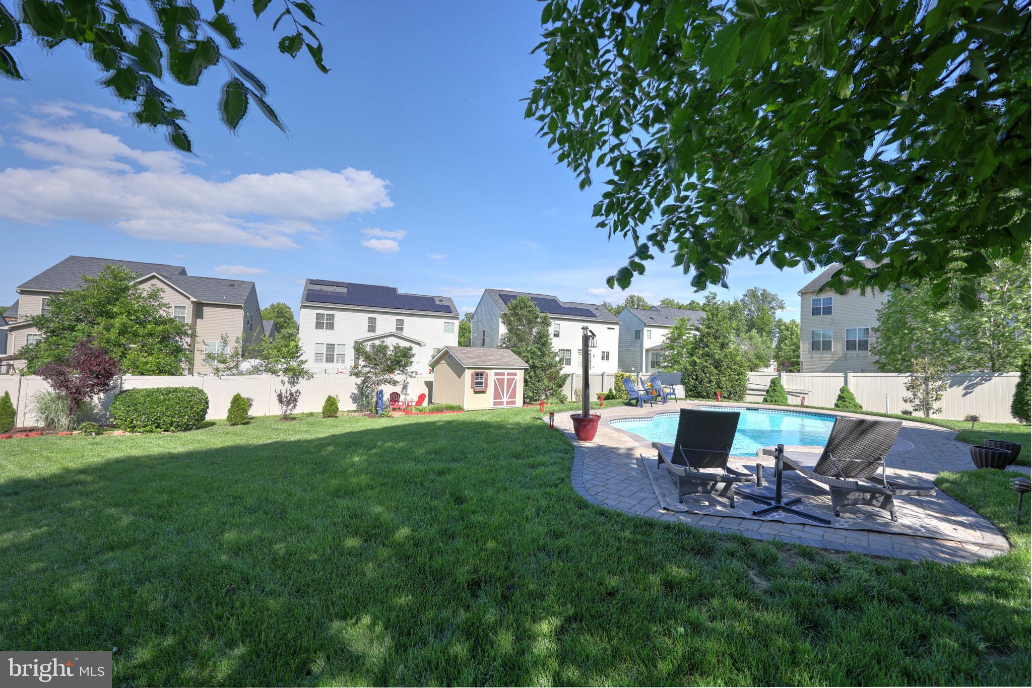 WOODMORE TOWNE CENTRE - Residential