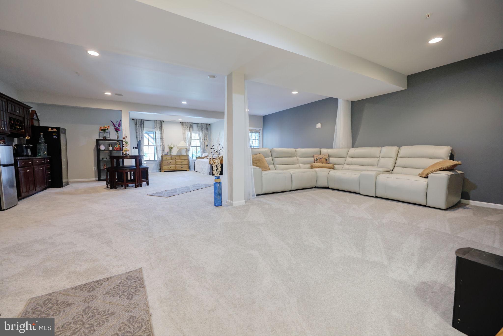 WOODMORE TOWNE CENTRE - Residential