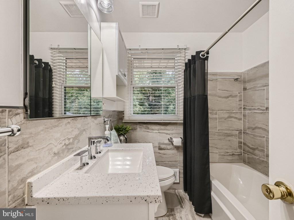 FEATHERBED PARK - Residential