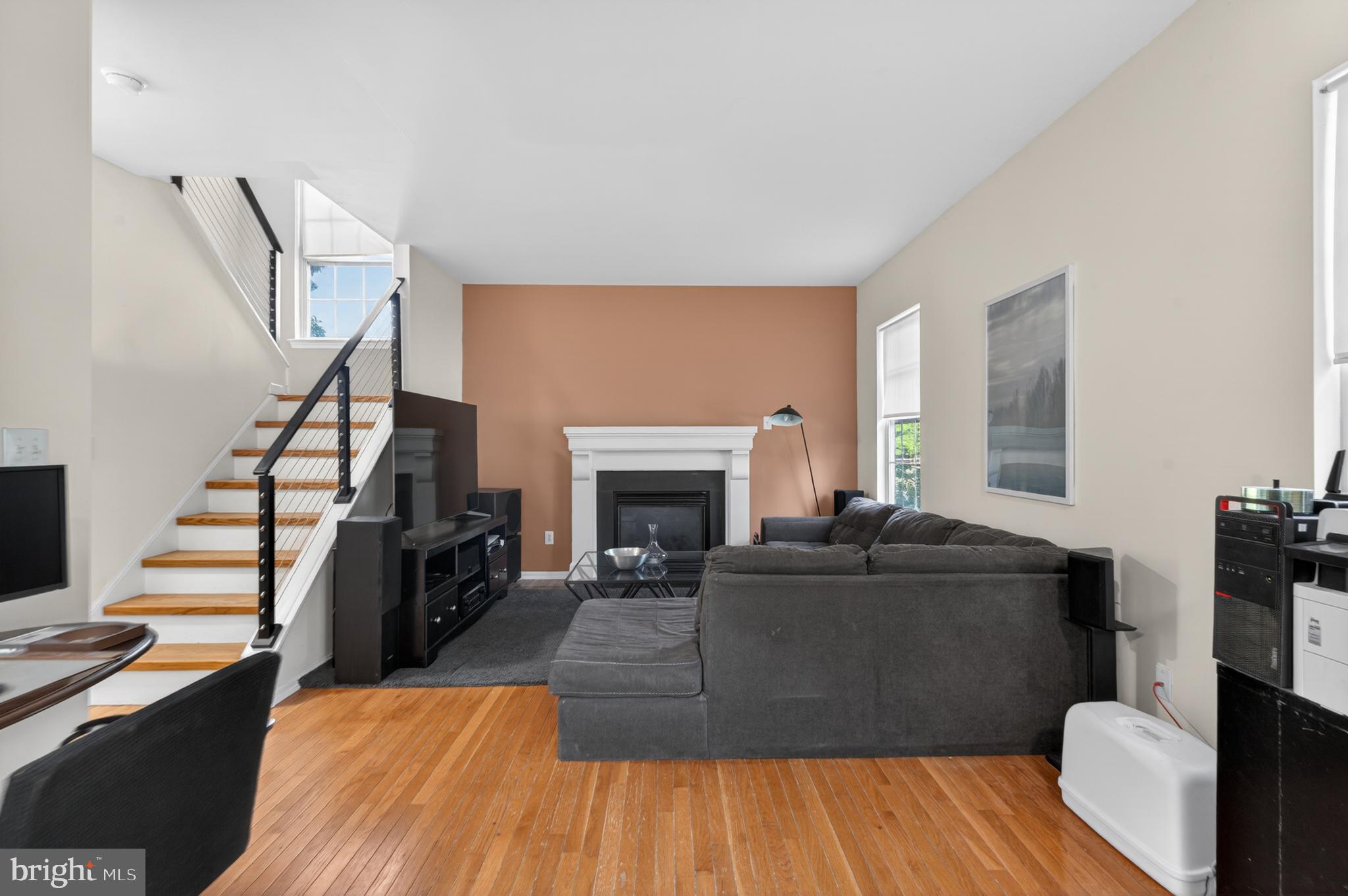 33 LINDLEY DRIVE