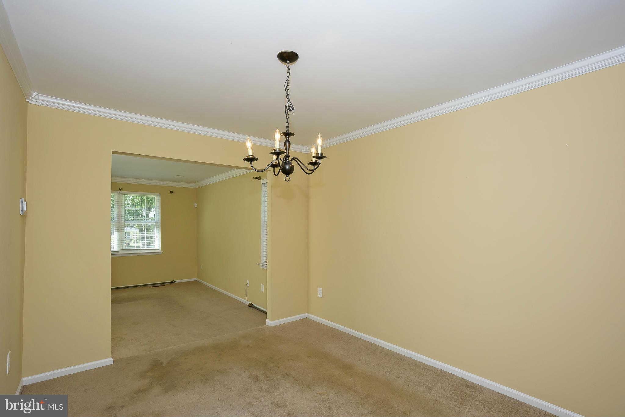 COLLEGE MANOR - Residential Lease