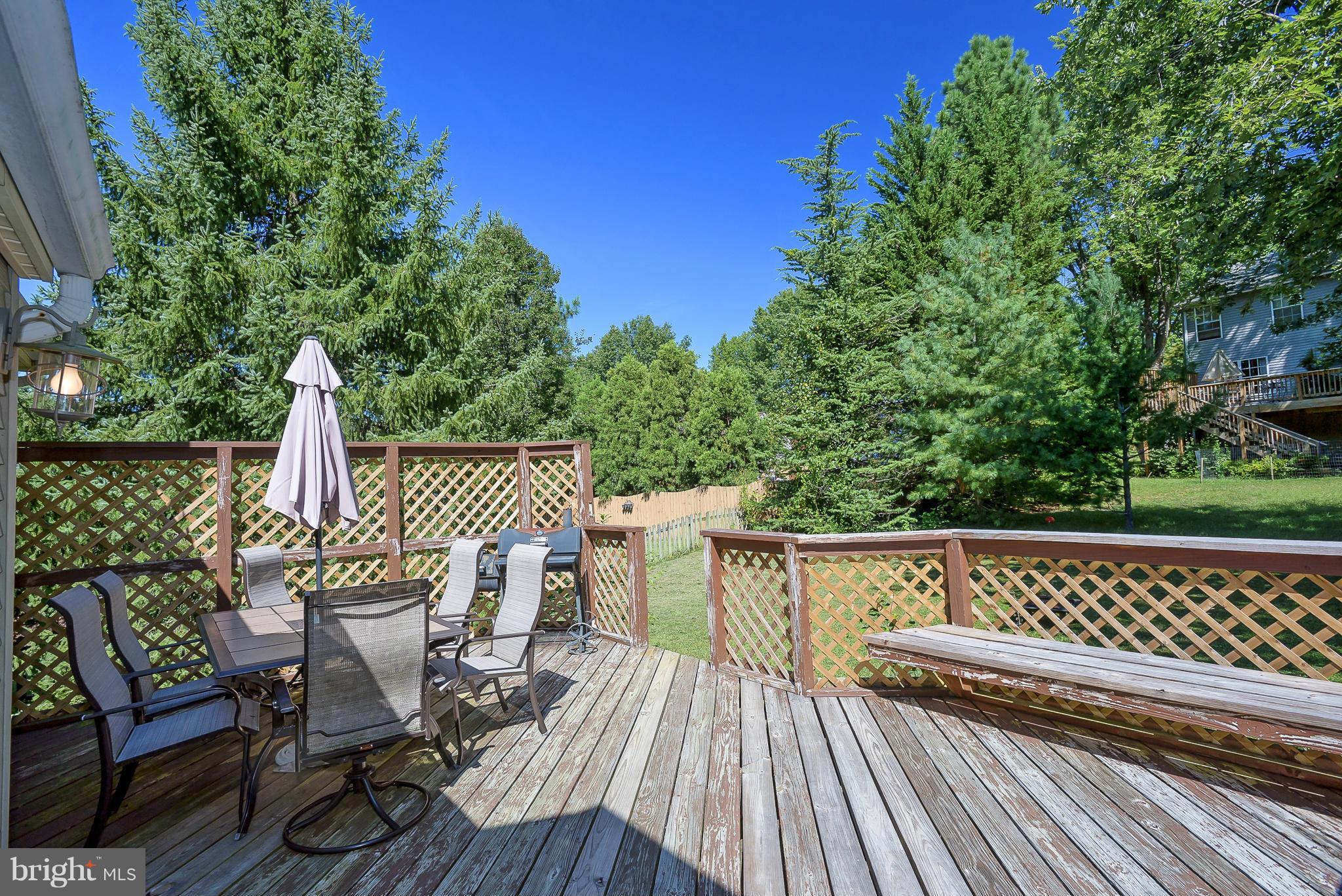 COLLEGE MANOR - Residential Lease