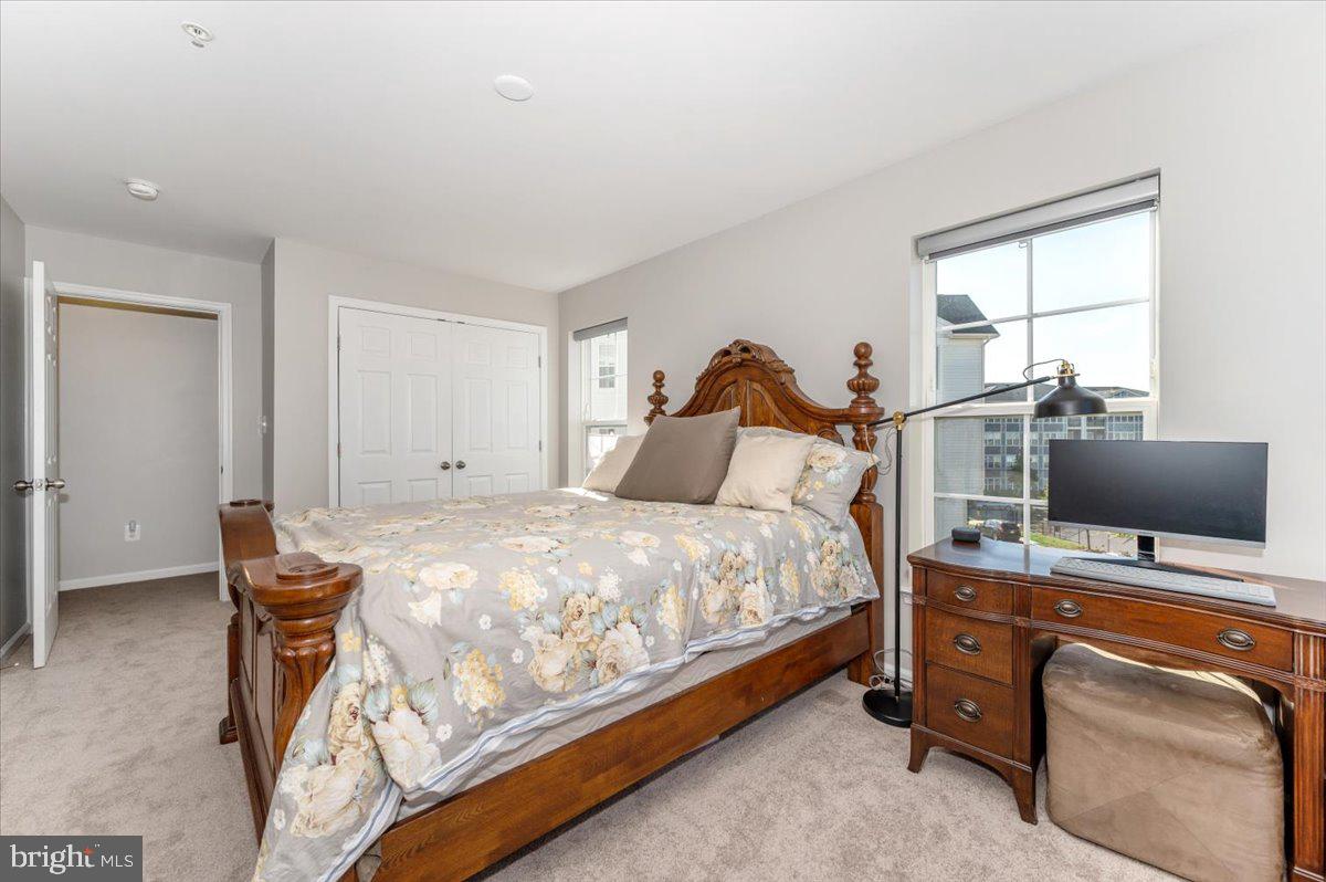 JEFFERSON PLACE - Residential