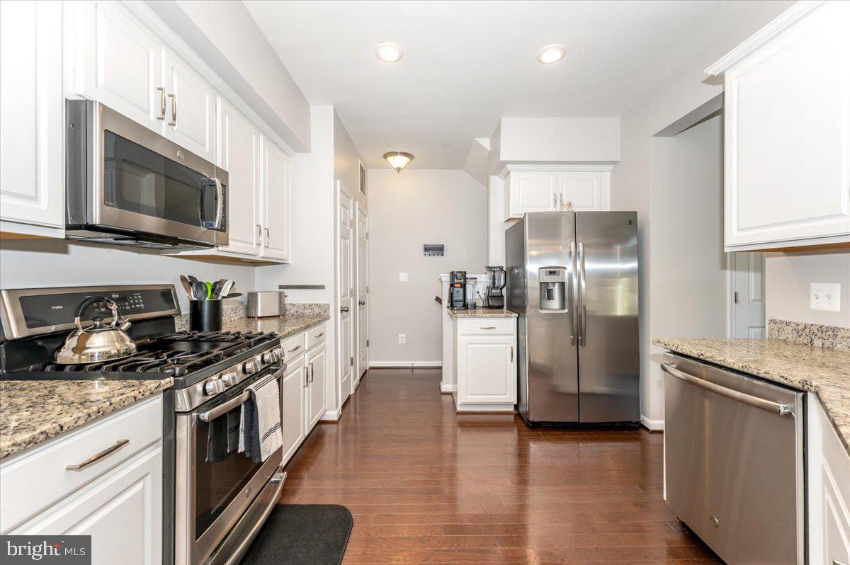 JEFFERSON PLACE - Residential