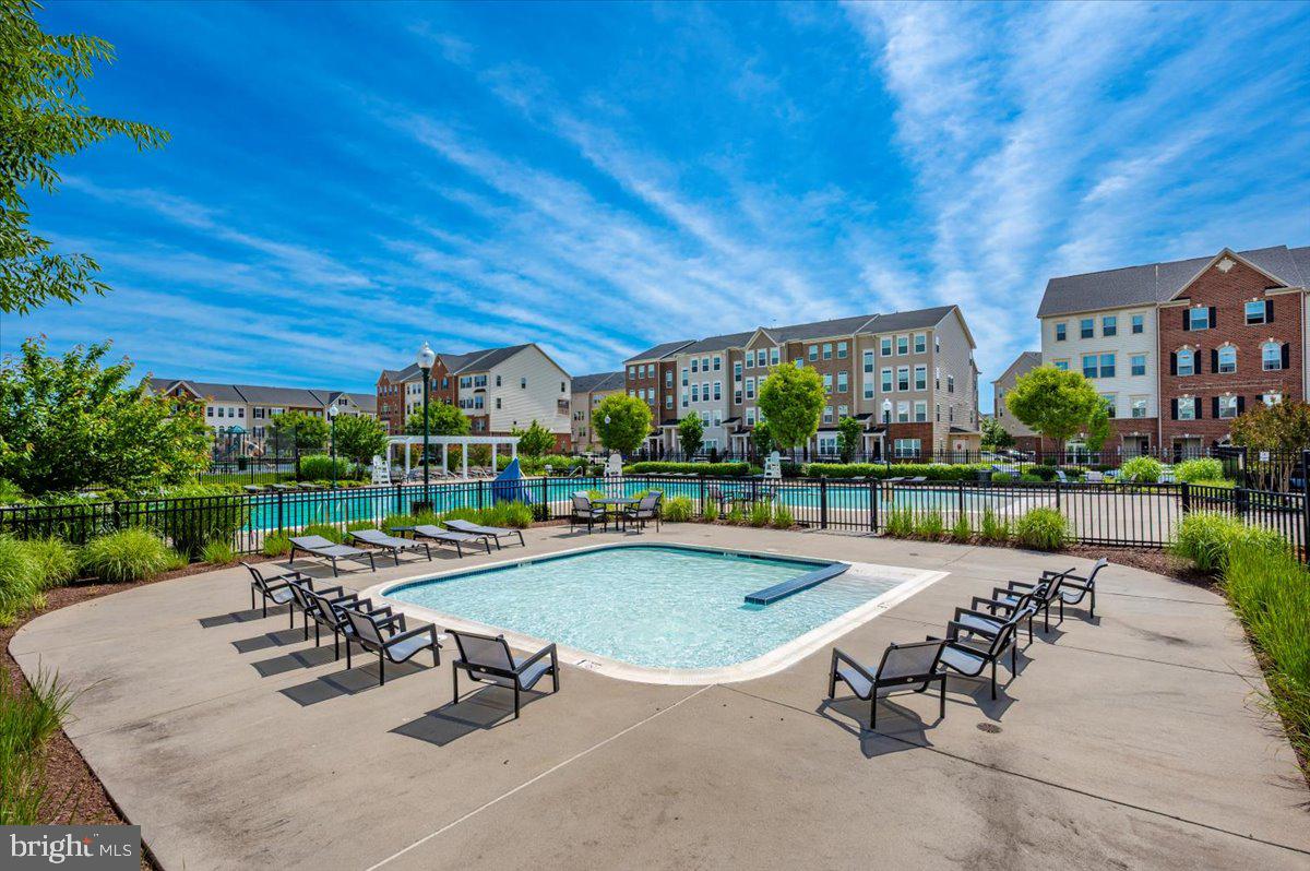 JEFFERSON PLACE - Residential