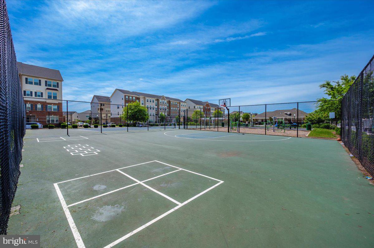 JEFFERSON PLACE - Residential