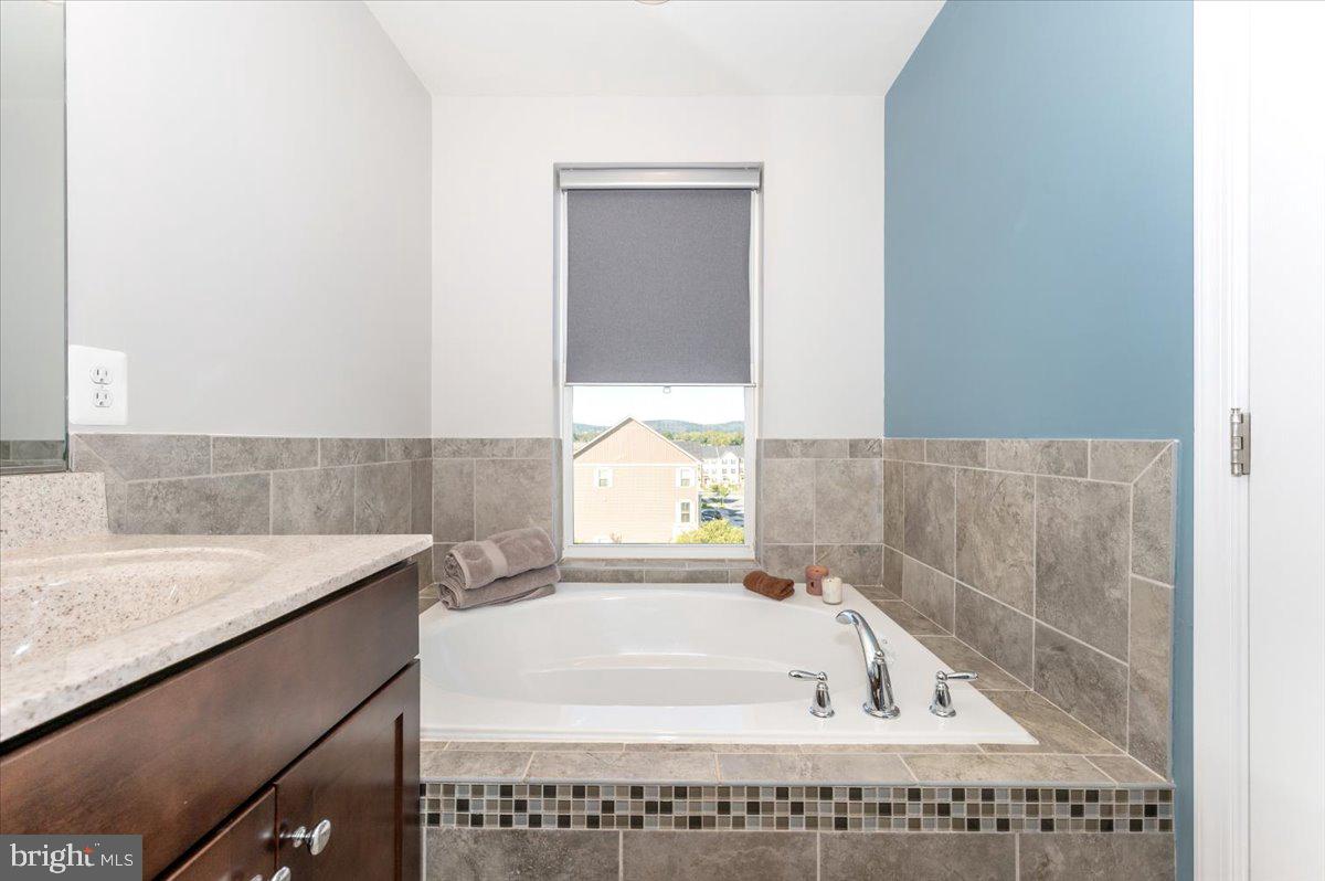 JEFFERSON PLACE - Residential