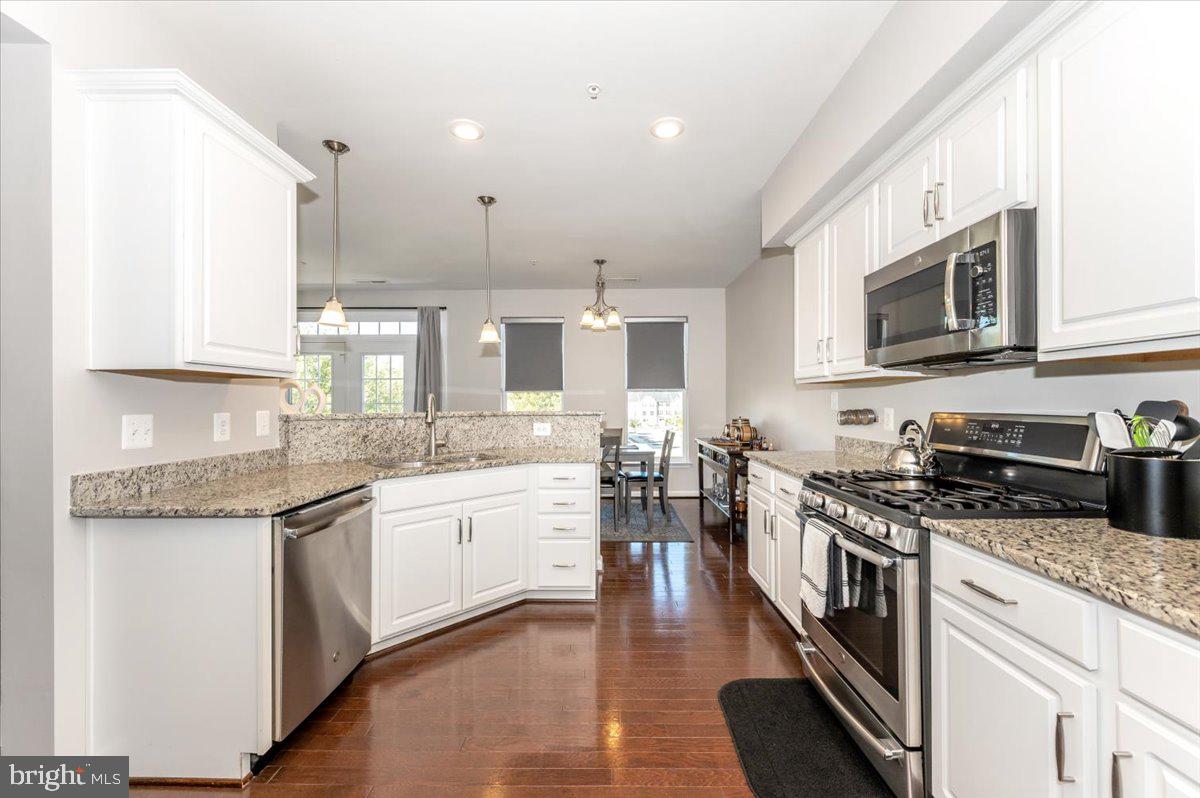 JEFFERSON PLACE - Residential