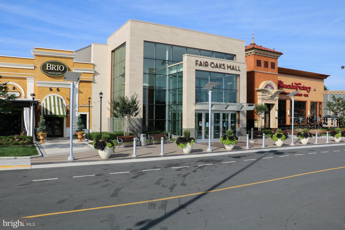 HEIGHTS AT PENDERBROOK - Residential