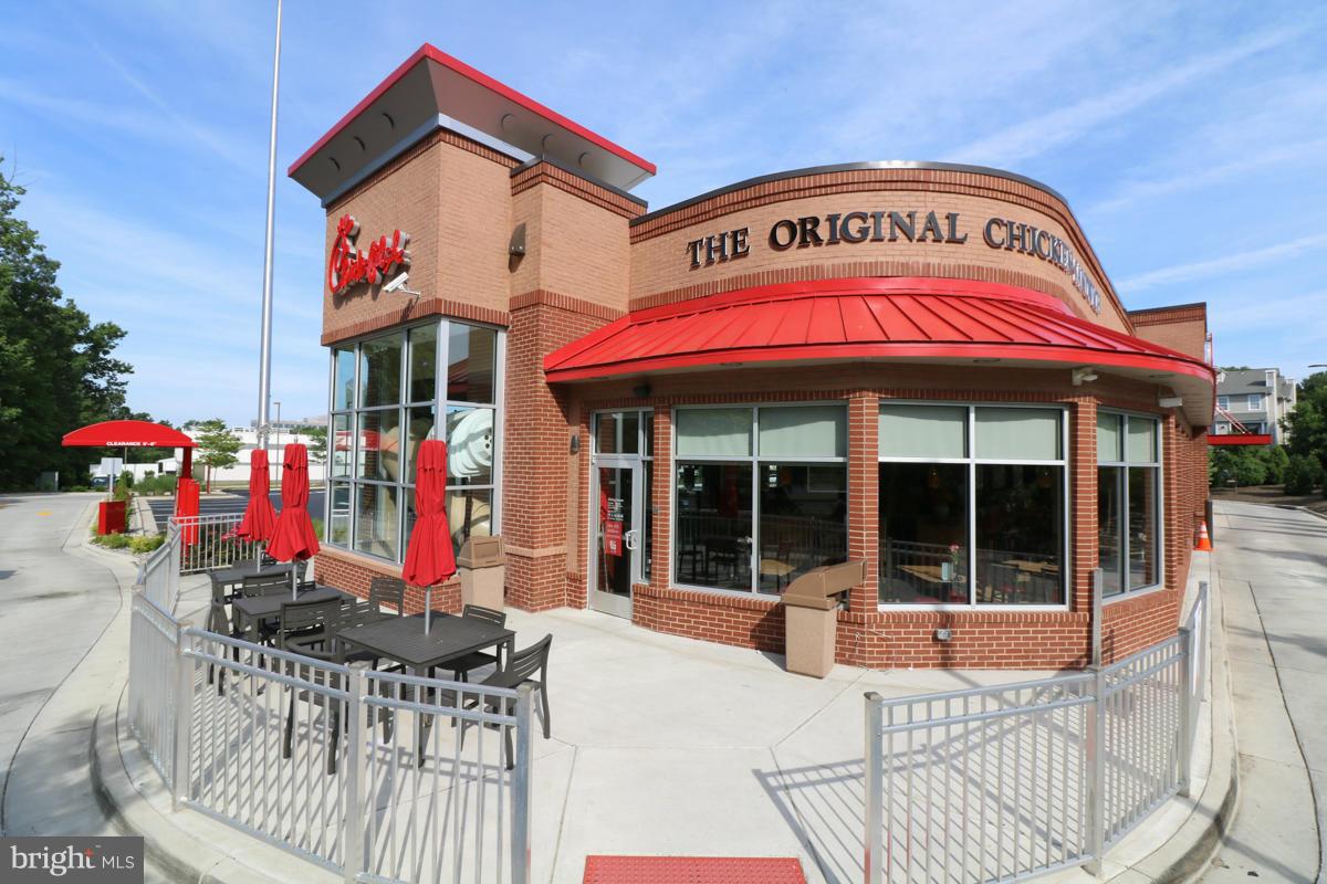 HEIGHTS AT PENDERBROOK - Residential