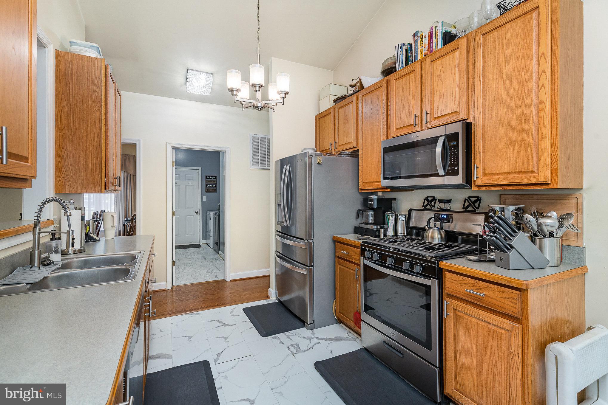 SPRING CREEK - Residential