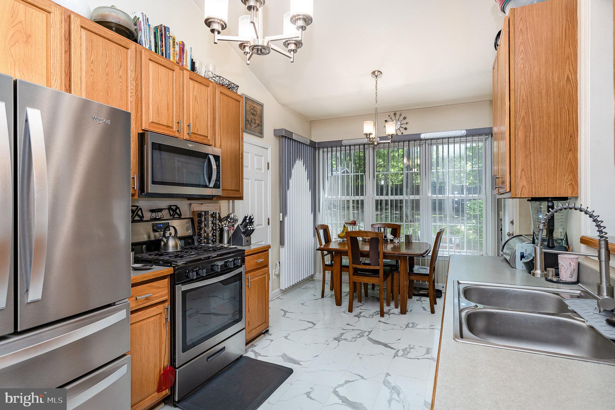 SPRING CREEK - Residential