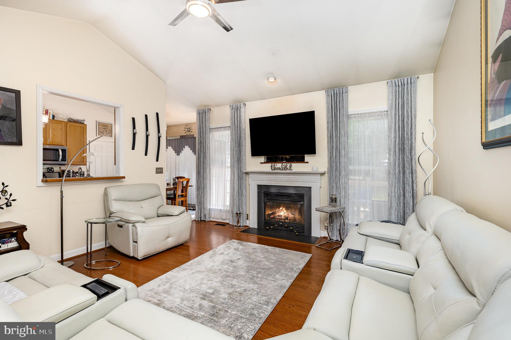 SPRING CREEK - Residential