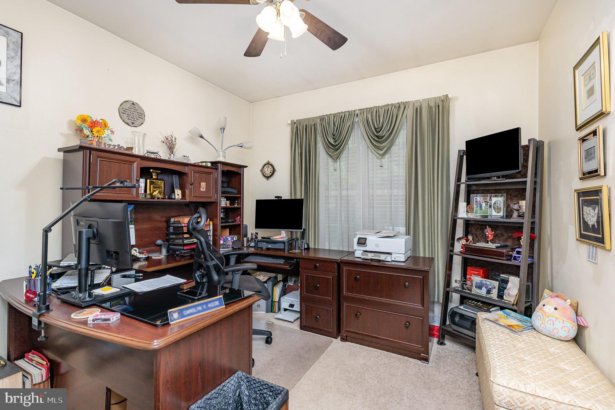 SPRING CREEK - Residential