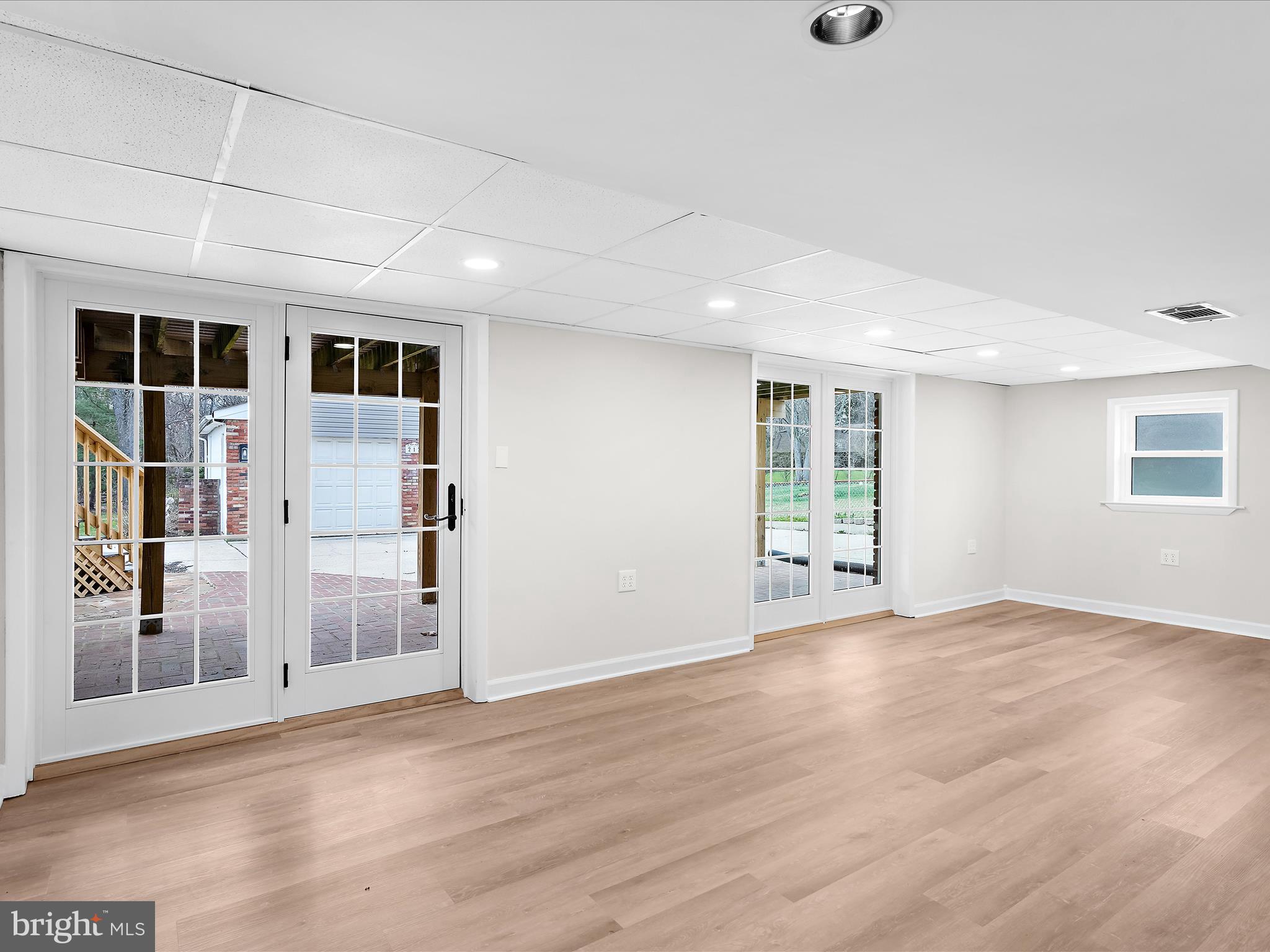 CHELSEA BEACH - Residential