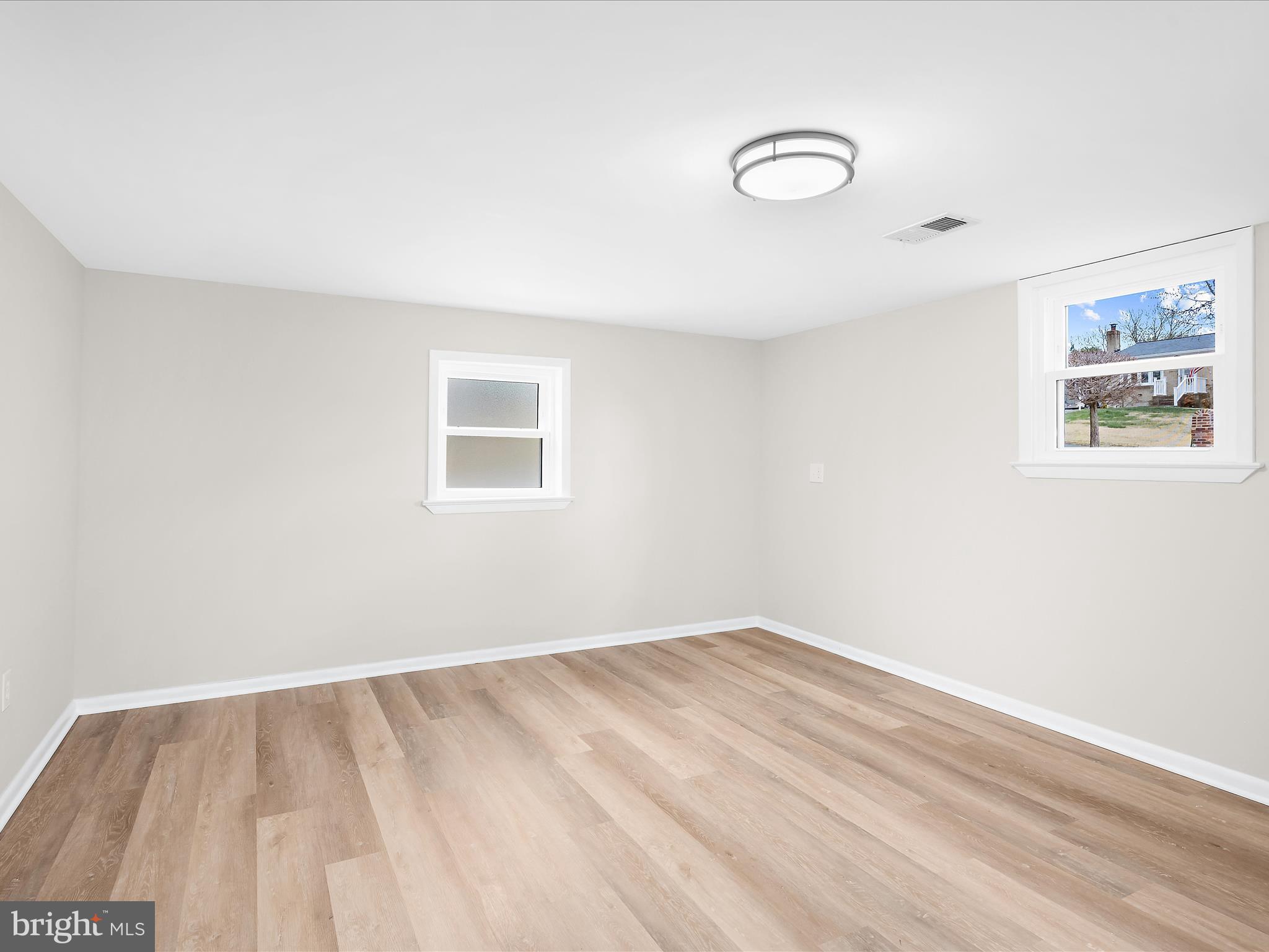 CHELSEA BEACH - Residential