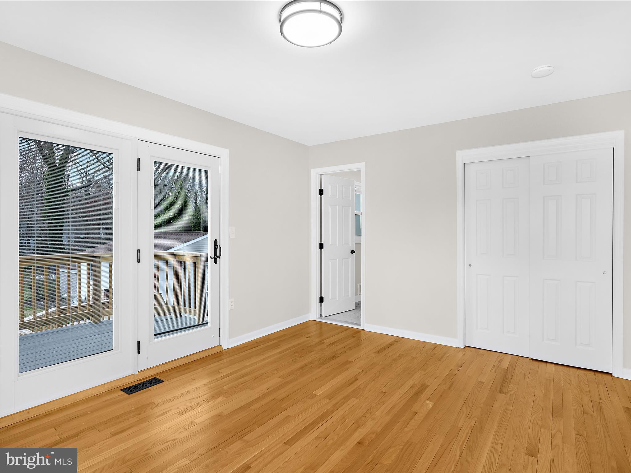 CHELSEA BEACH - Residential