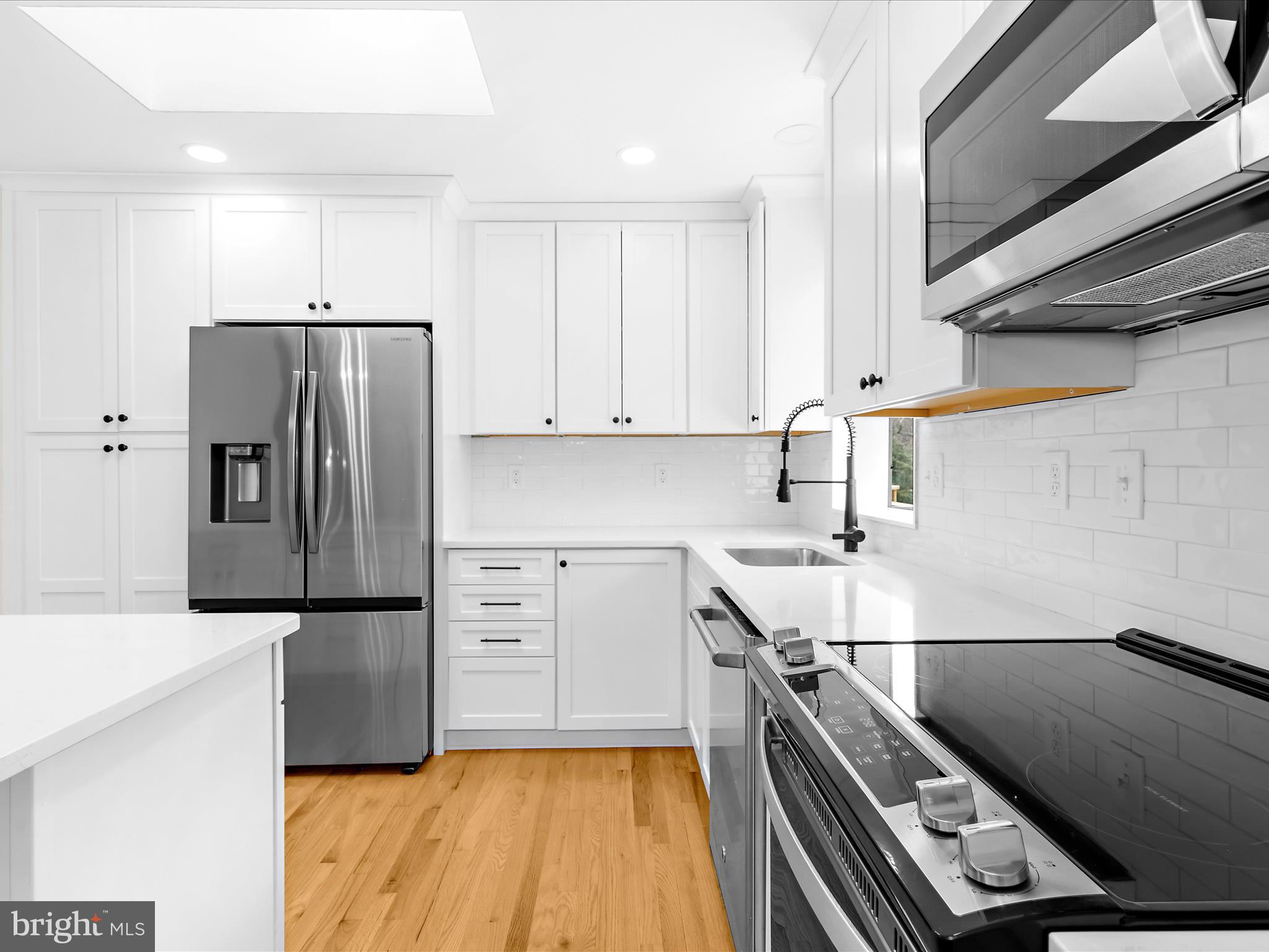 CHELSEA BEACH - Residential