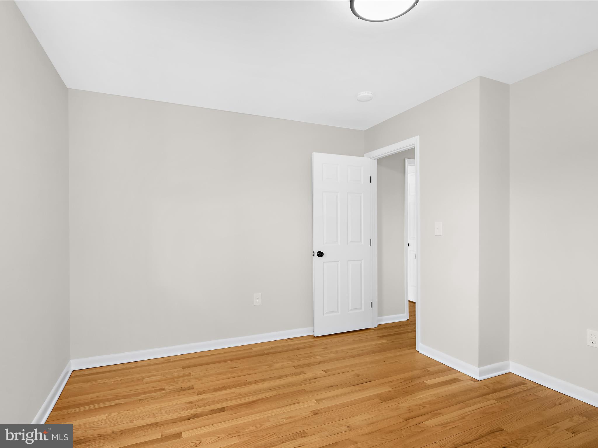 CHELSEA BEACH - Residential